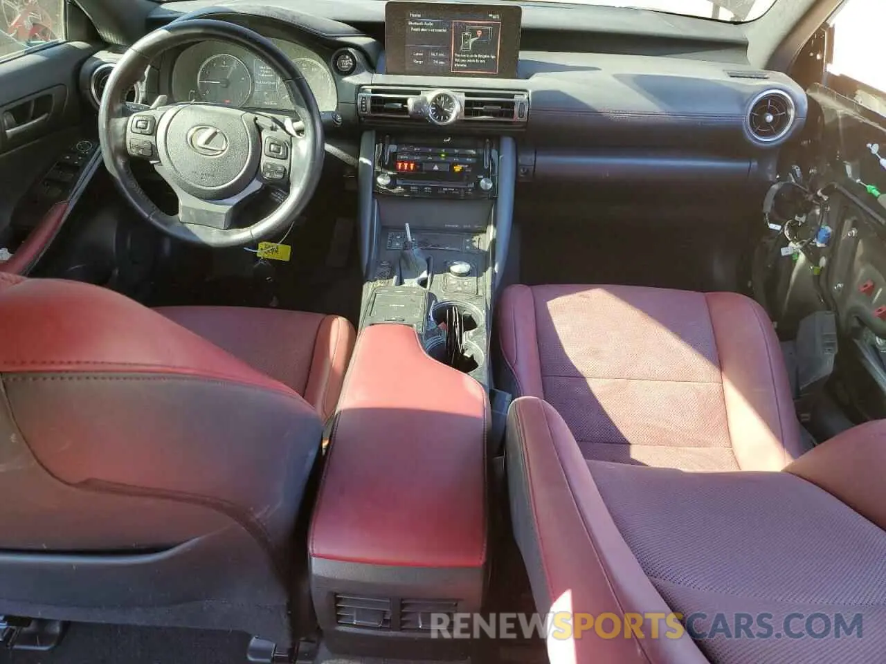 8 Фотография поврежденного автомобиля JTHC81F22M5047297 LEXUS IS 2021