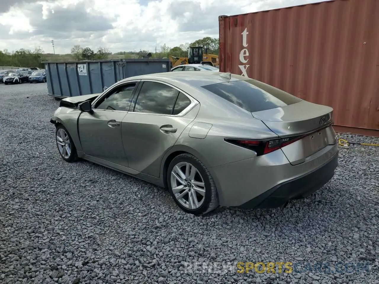 2 Фотография поврежденного автомобиля JTHCA1D21M5109473 LEXUS IS 2021