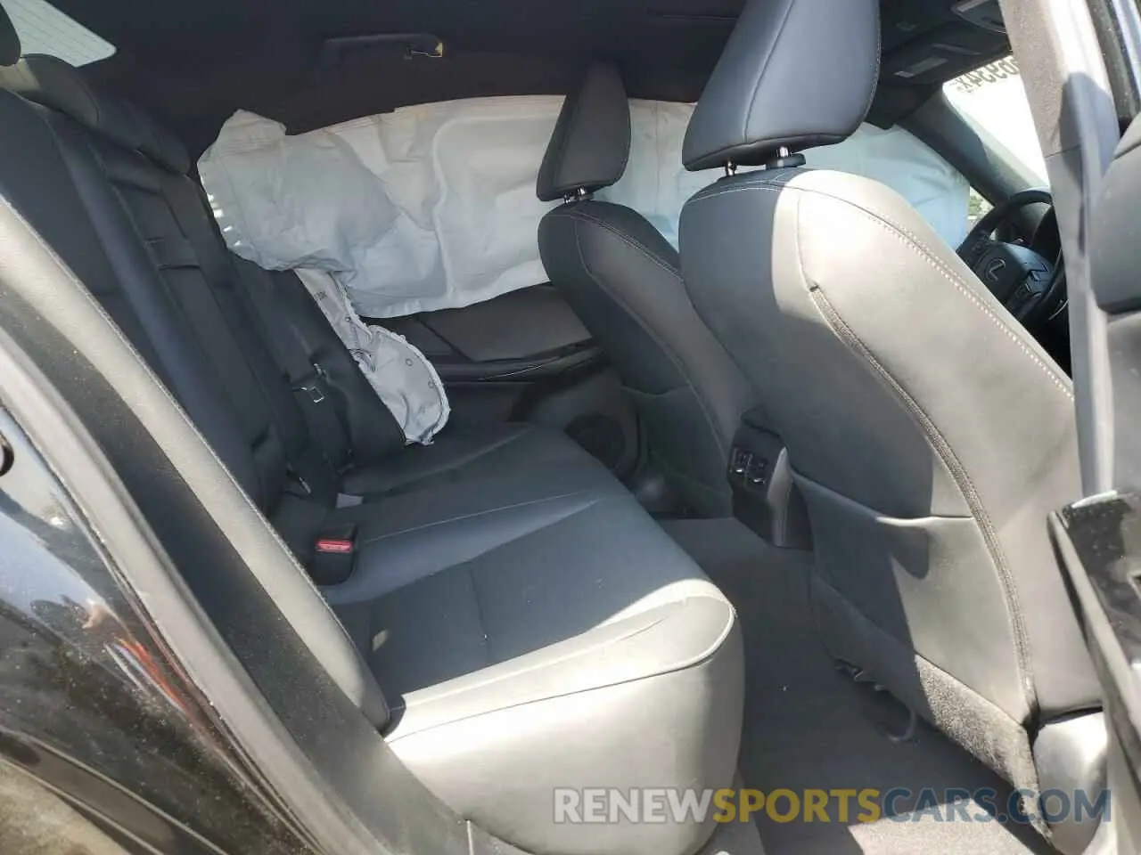 10 Photograph of a damaged car JTHCA1D29M5110970 LEXUS IS 2021