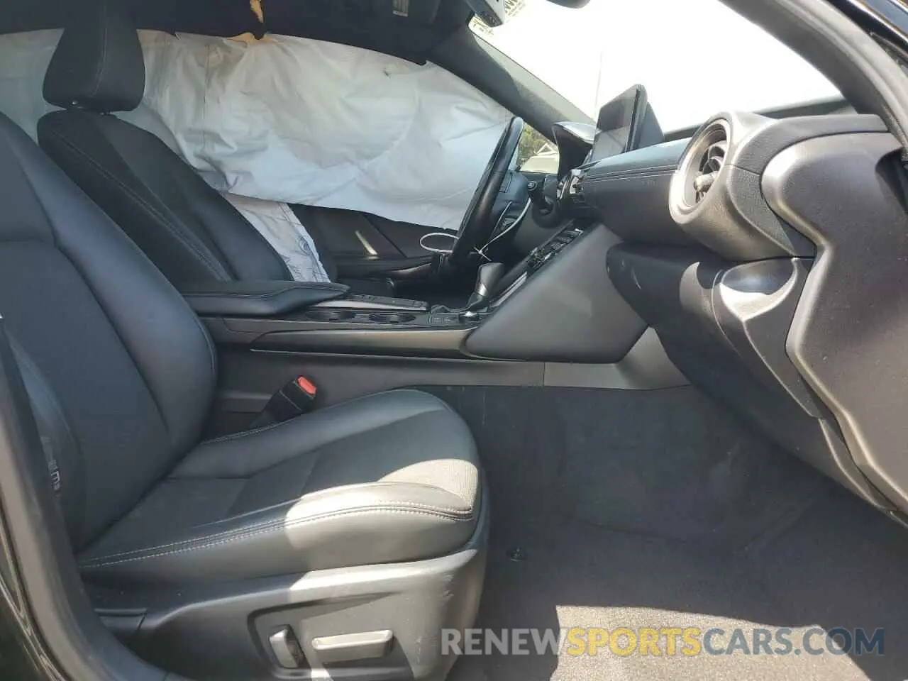 7 Photograph of a damaged car JTHCA1D29M5110970 LEXUS IS 2021