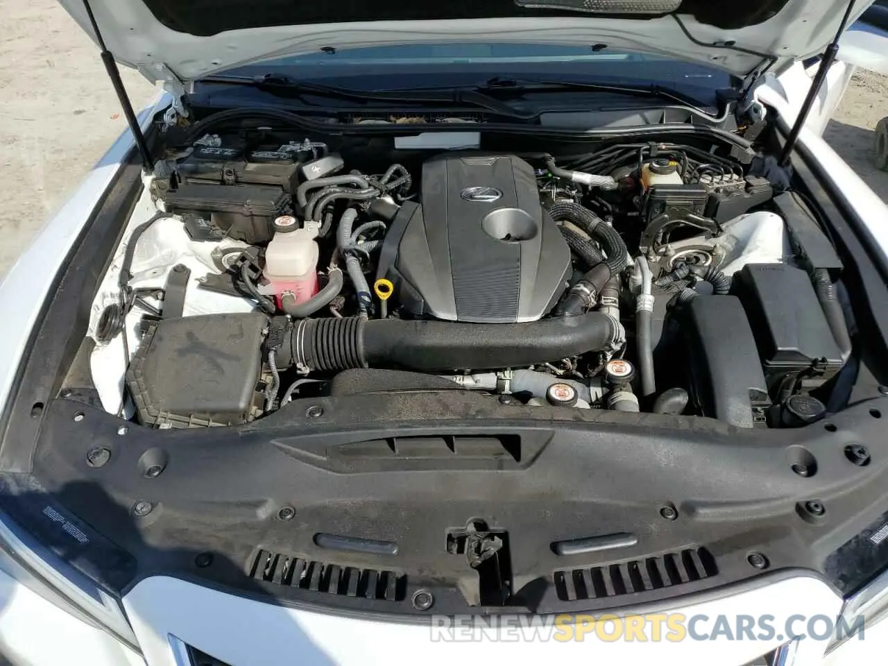 11 Фотография поврежденного автомобиля JTHCA1D29M5115814 LEXUS IS 2021
