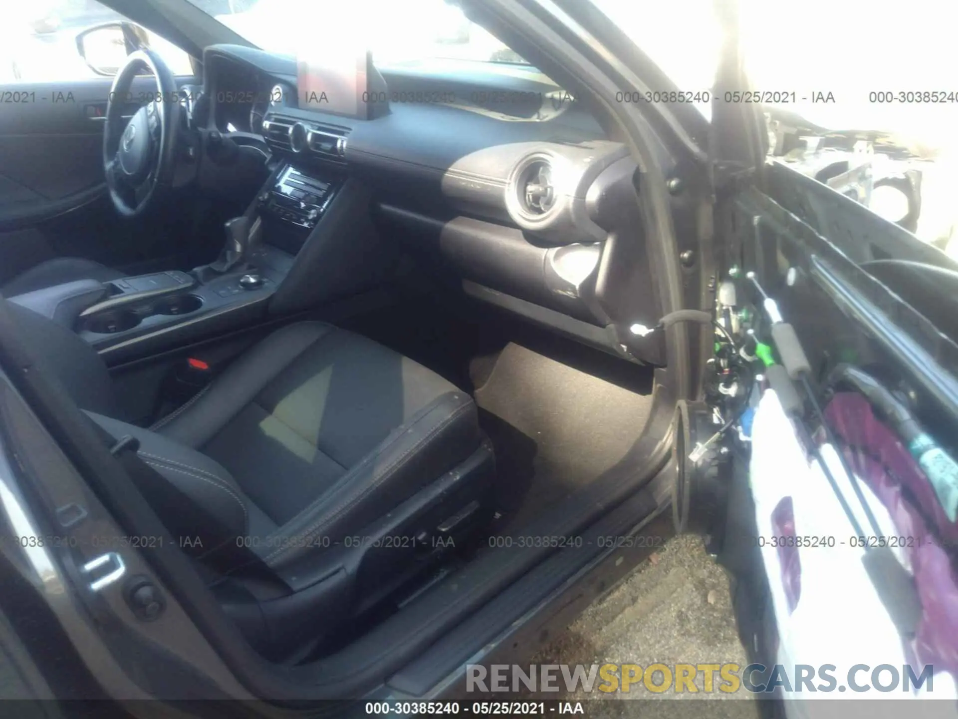 5 Photograph of a damaged car JTHCA1D2XM5109357 LEXUS IS 2021