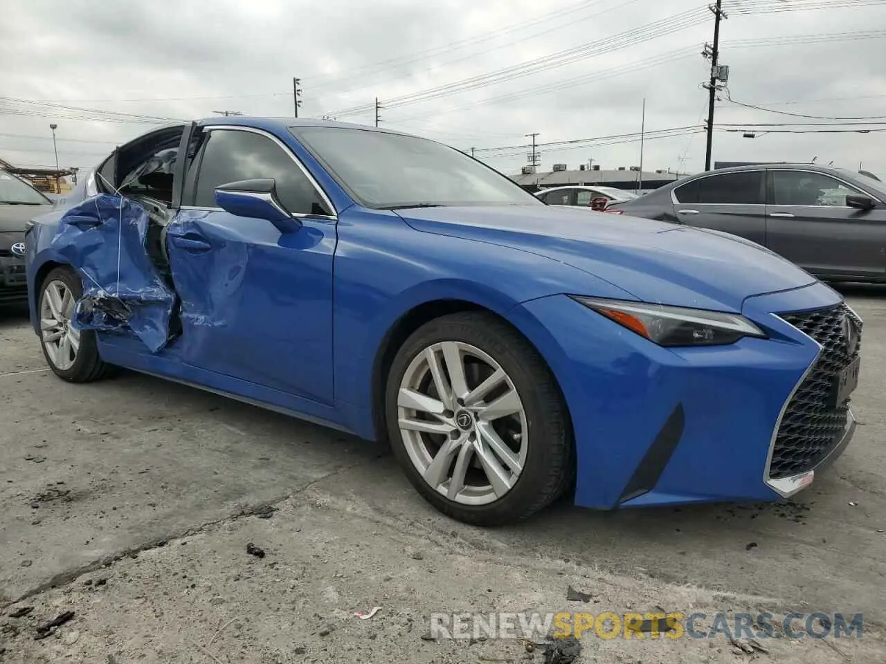 4 Фотография поврежденного автомобиля JTHAA1D26N5122731 LEXUS IS 2022