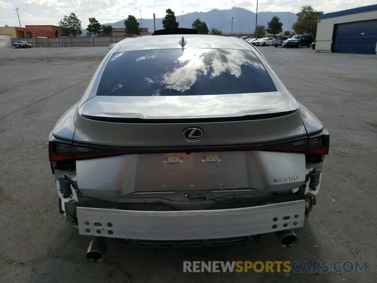 6 Фотография поврежденного автомобиля JTHGZ1B23P5060648 LEXUS IS 2023