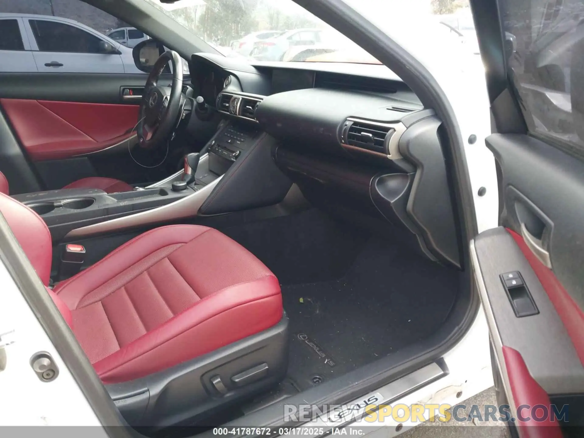 5 Photograph of a damaged car JTHBA1D20K5085529 LEXUS IS 300 2019