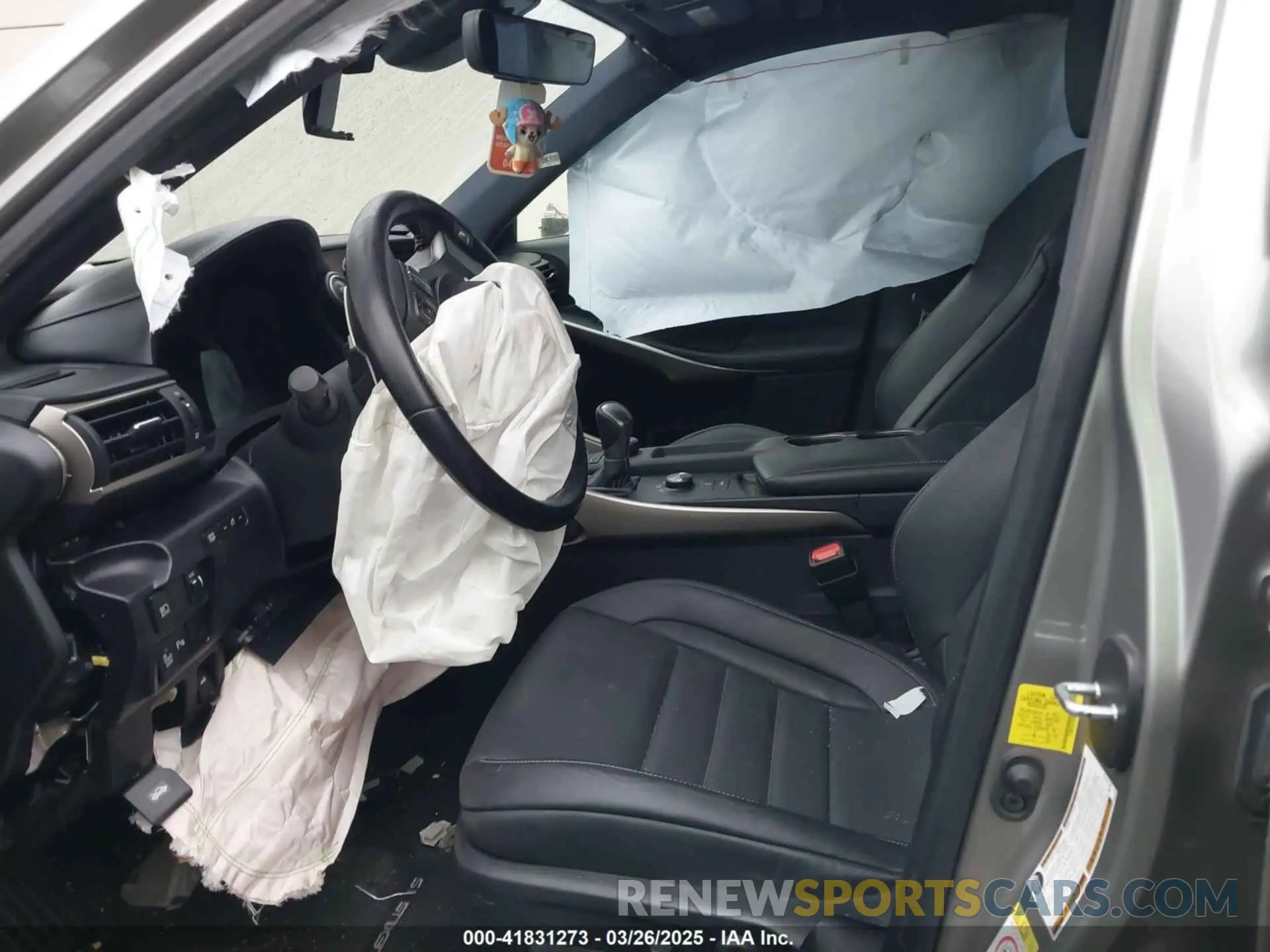 5 Photograph of a damaged car JTHBA1D21K5088150 LEXUS IS 300 2019