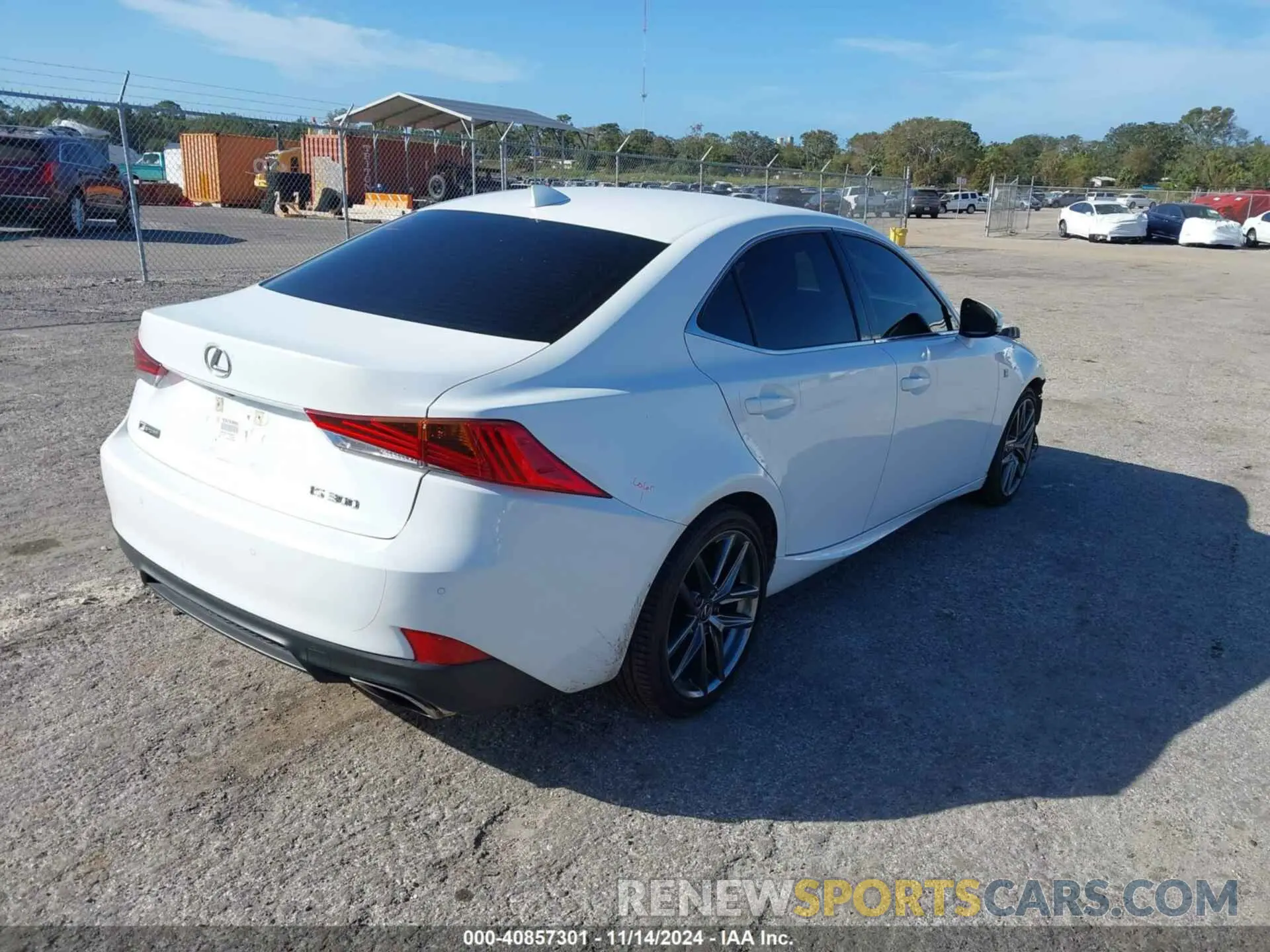 4 Фотография поврежденного автомобиля JTHBA1D21K5094546 LEXUS IS 300 2019