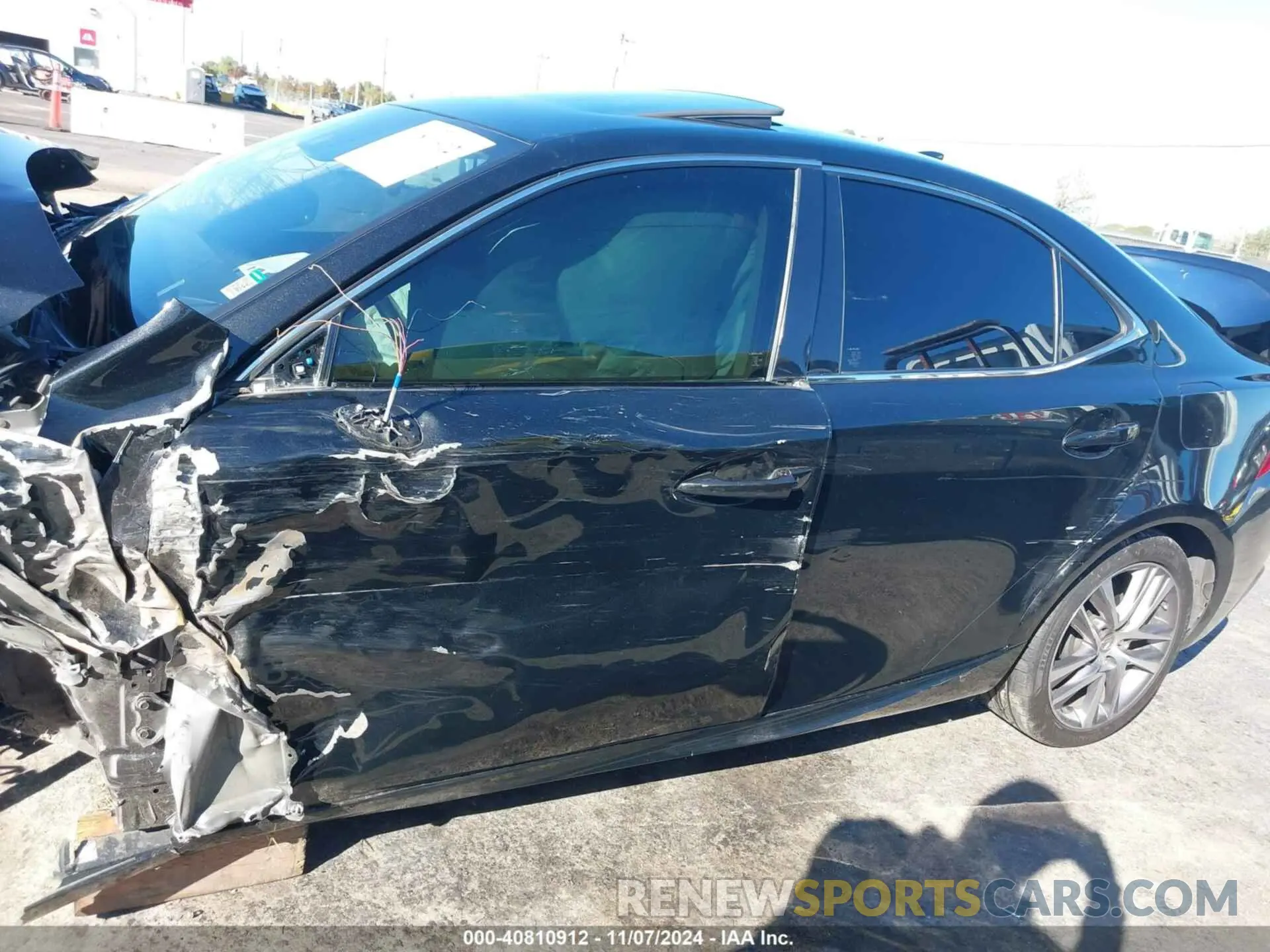 15 Фотография поврежденного автомобиля JTHBA1D23K5099666 LEXUS IS 300 2019