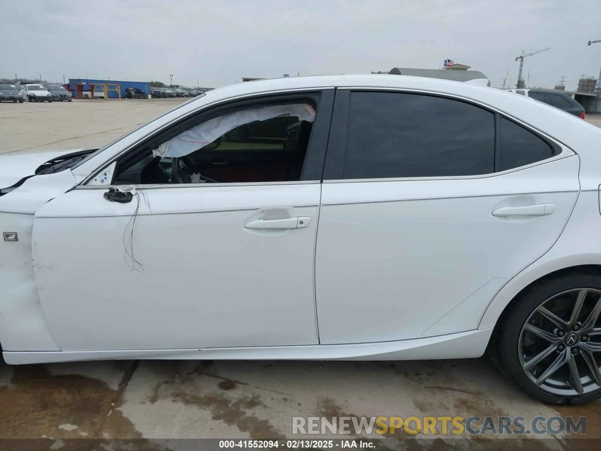 15 Фотография поврежденного автомобиля JTHC81D20K5034547 LEXUS IS 300 2019