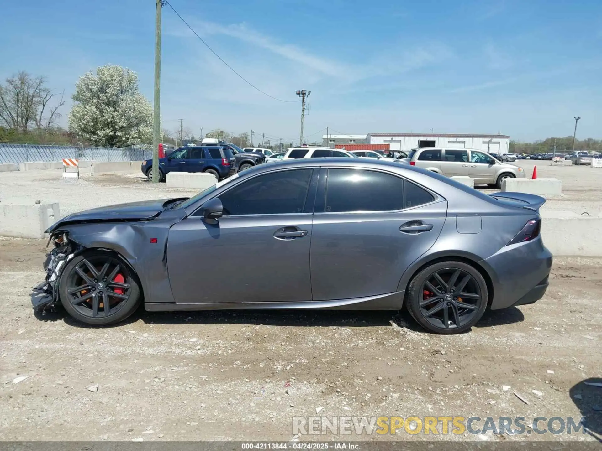 14 Photograph of a damaged car JTHC81D25K5034043 LEXUS IS 300 2019