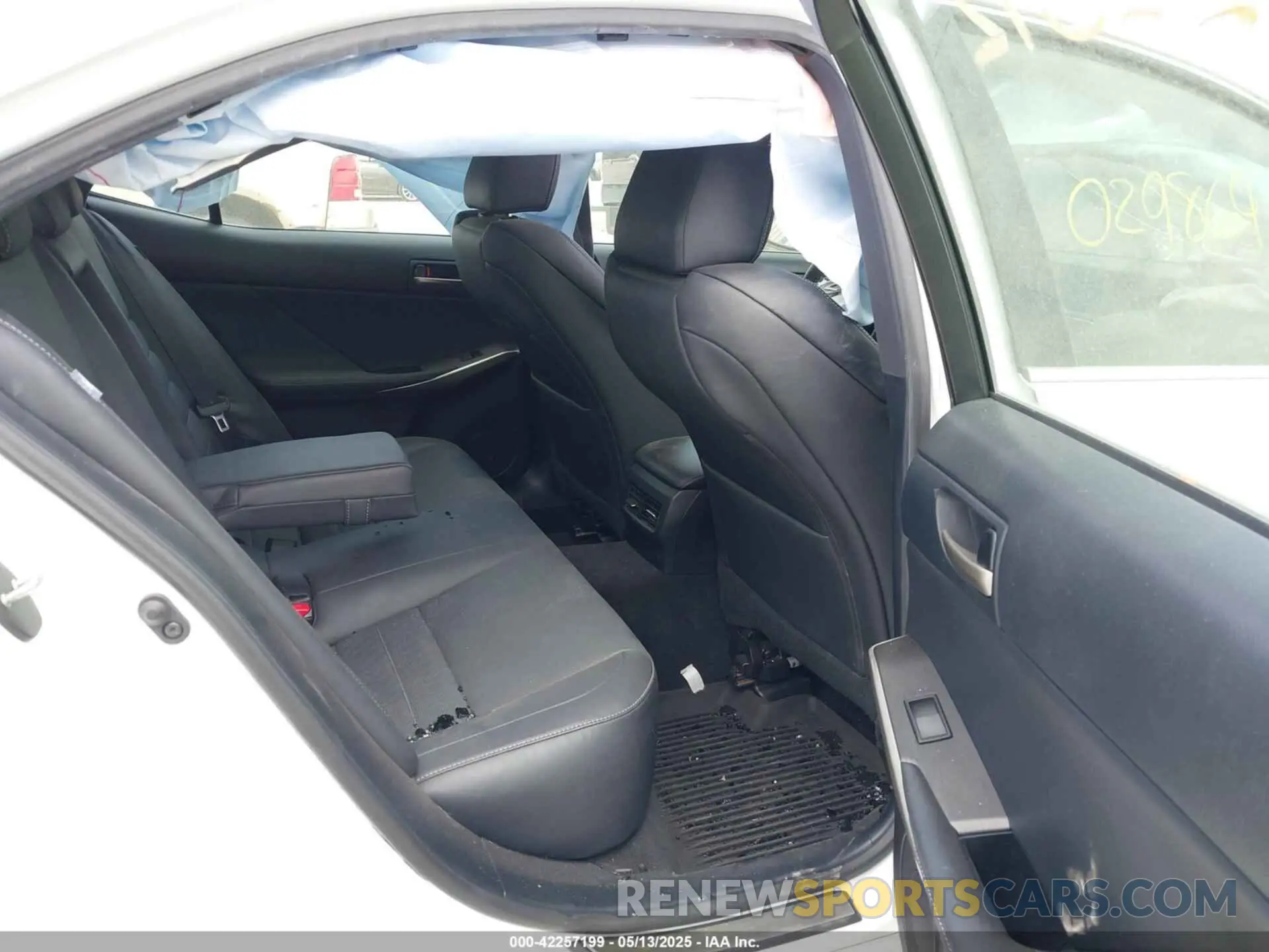 8 Photograph of a damaged car JTHC81D29K5036510 LEXUS IS 300 2019