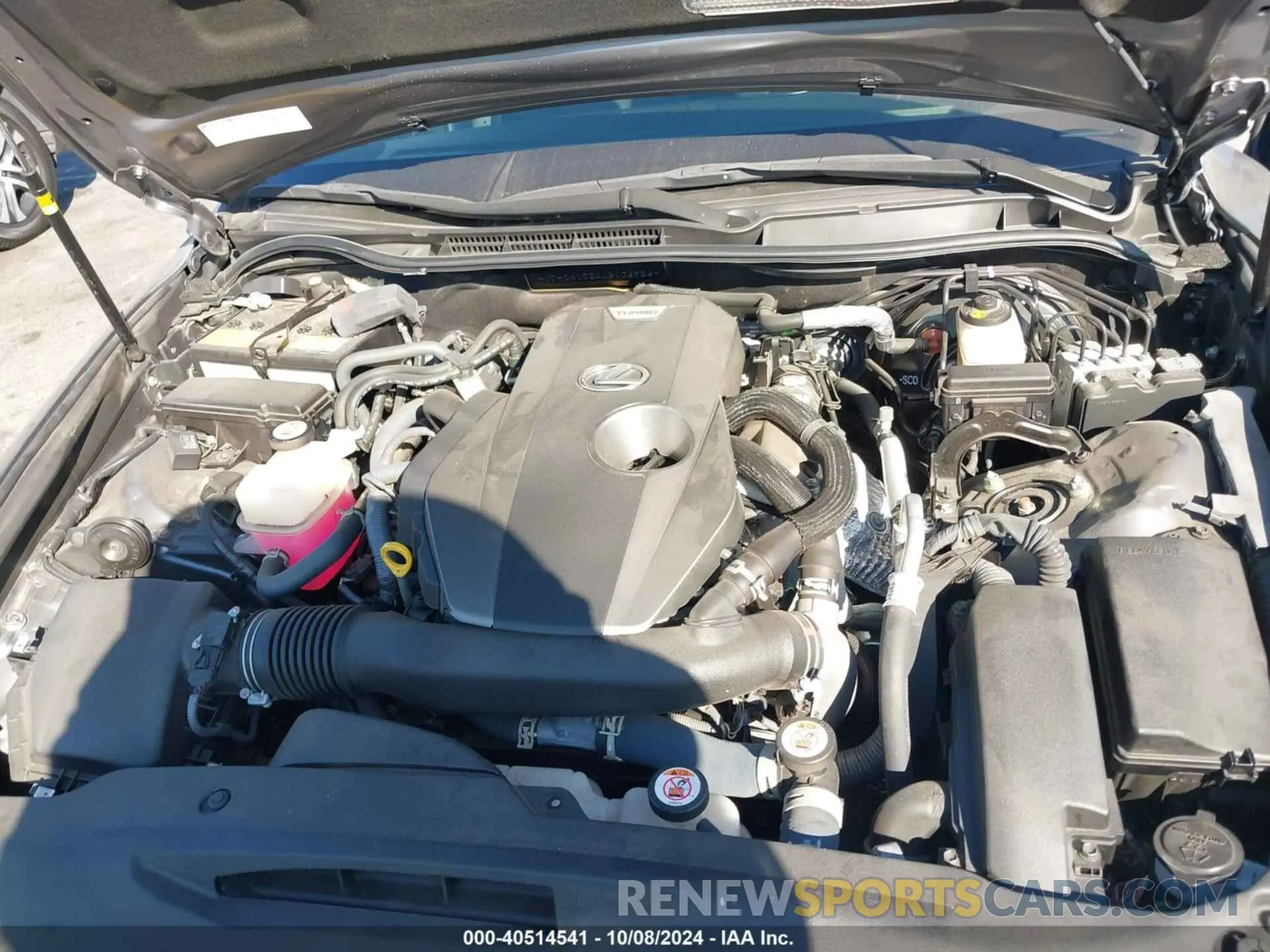 10 Фотография поврежденного автомобиля JTHDA1D24L5106926 LEXUS IS 300 2020