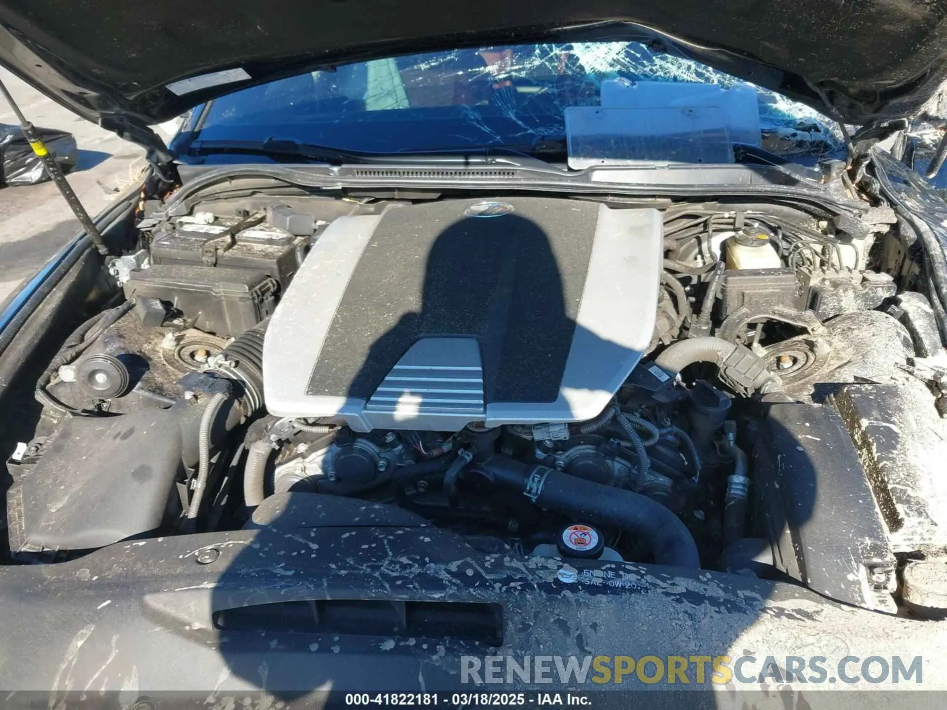 10 Фотография поврежденного автомобиля JTHG81F23L5042318 LEXUS IS 300 2020