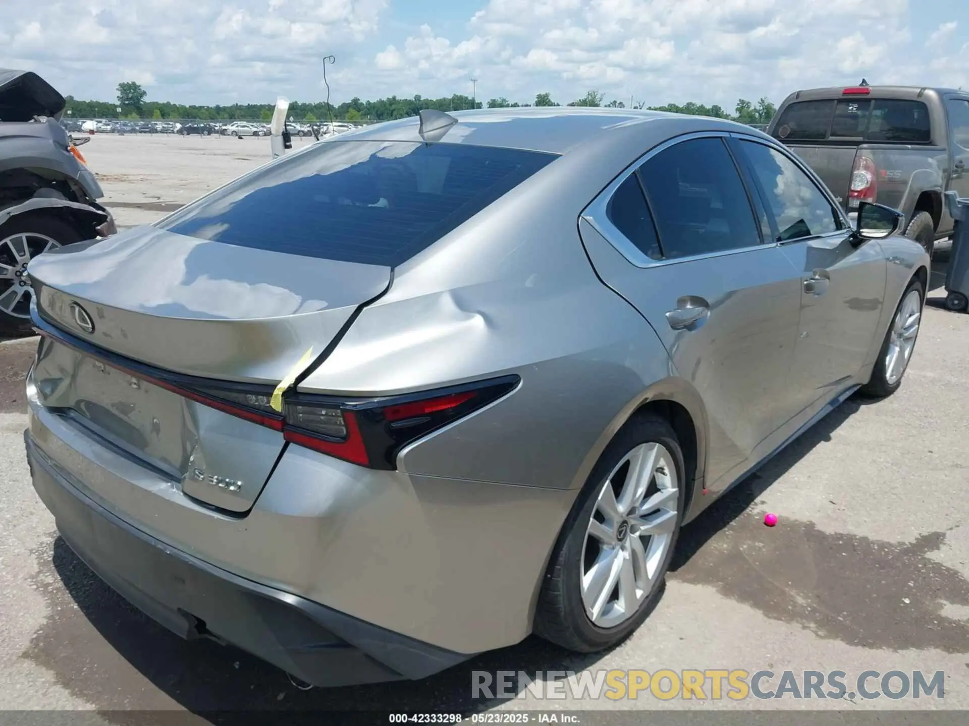 4 Photograph of a damaged car JTHAA1D2XM5109835 LEXUS IS 300 2021