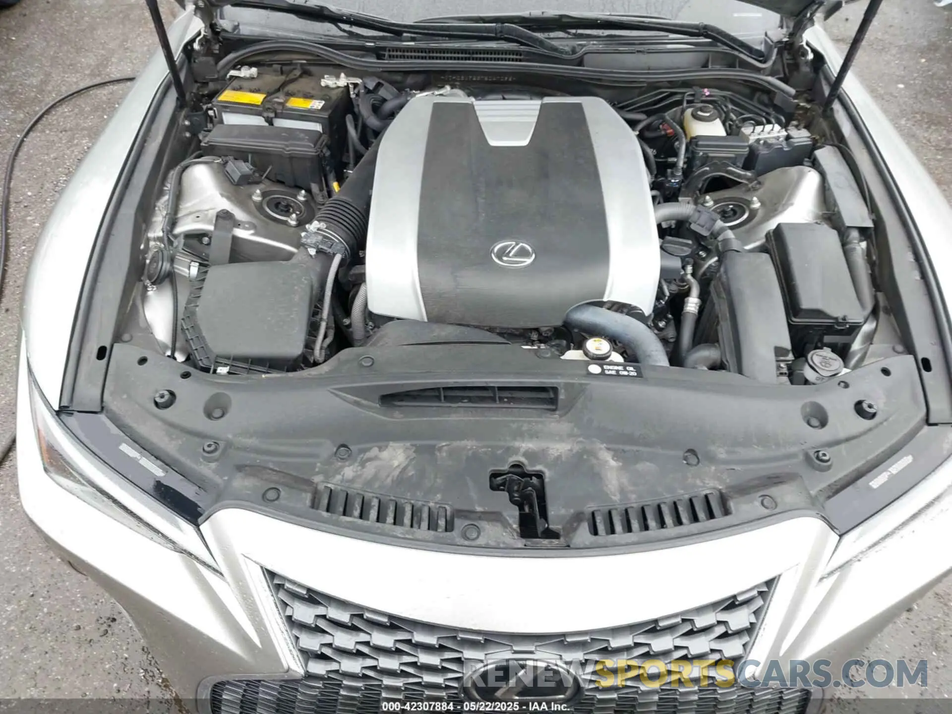 10 Фотография поврежденного автомобиля JTHC81F23M5047096 LEXUS IS 300 2021
