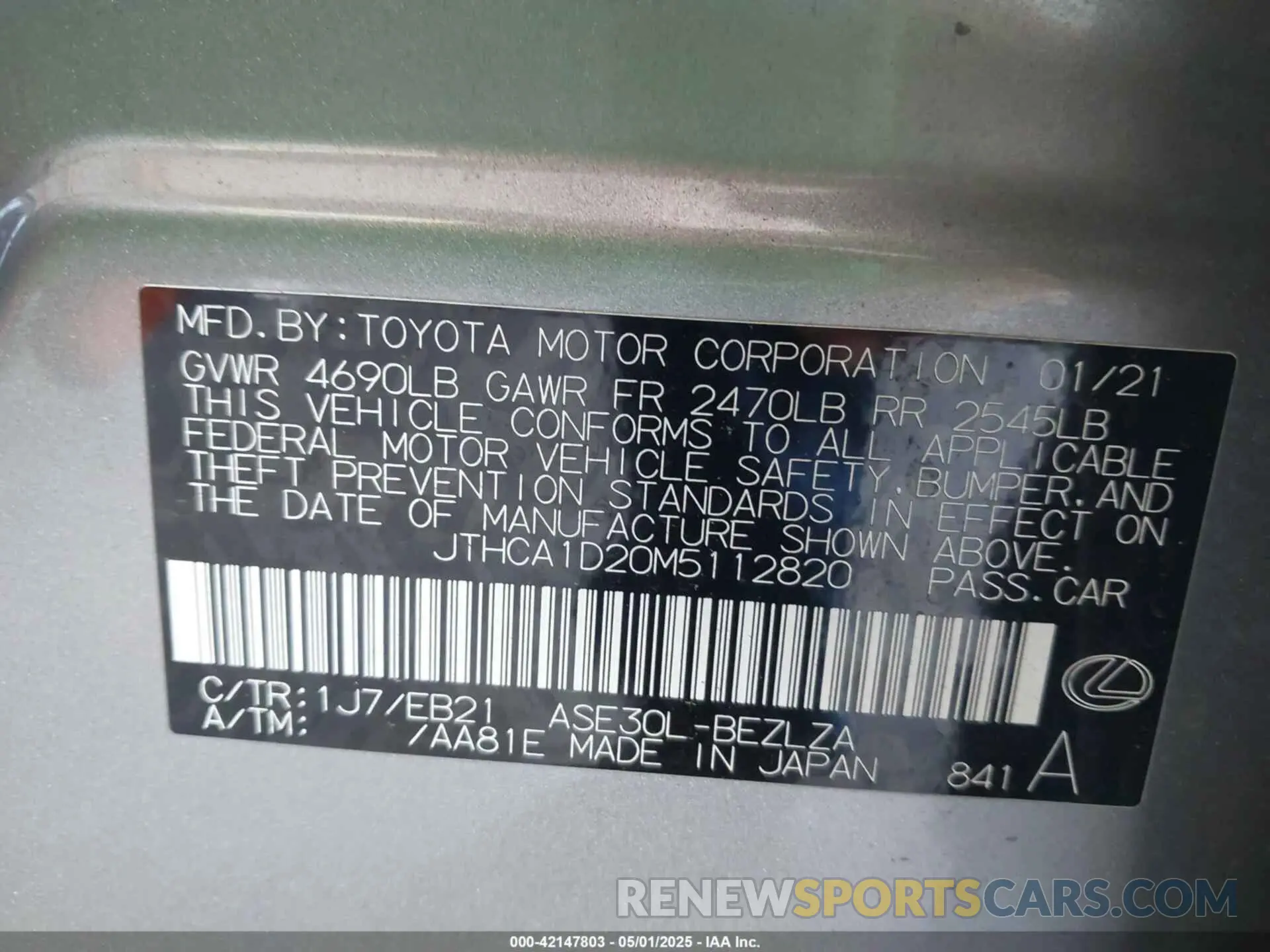 9 Фотография поврежденного автомобиля JTHCA1D20M5112820 LEXUS IS 300 2021