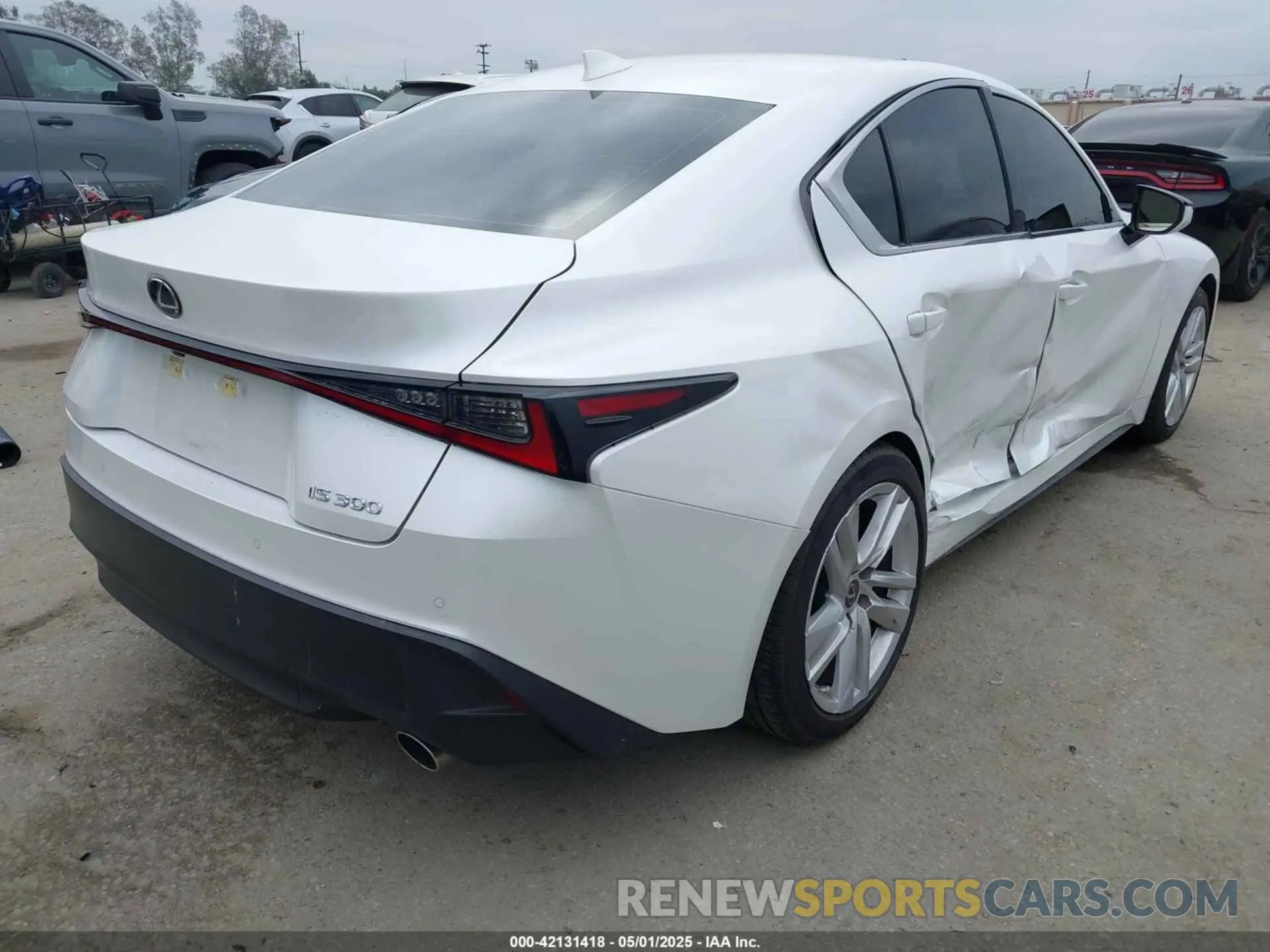 4 Photograph of a damaged car JTHCA1D27M5115858 LEXUS IS 300 2021