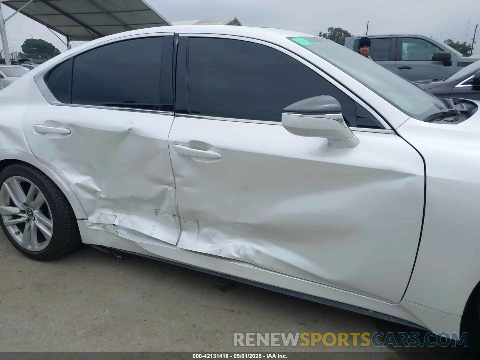 6 Photograph of a damaged car JTHCA1D27M5115858 LEXUS IS 300 2021