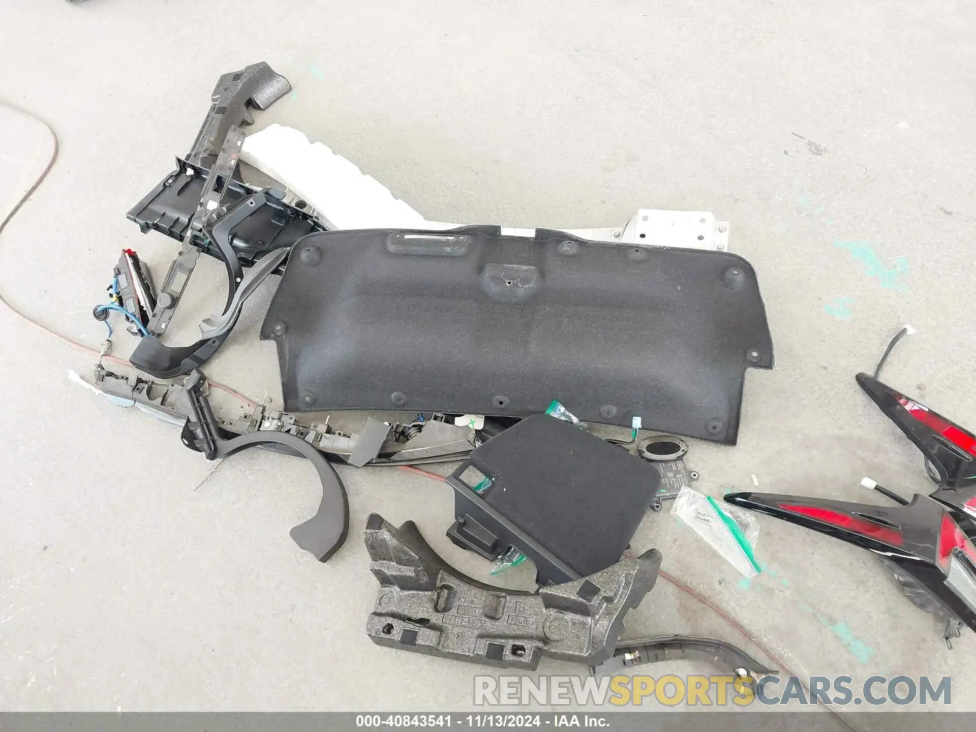18 Photograph of a damaged car JTHCA1D29M5116932 LEXUS IS 300 2021