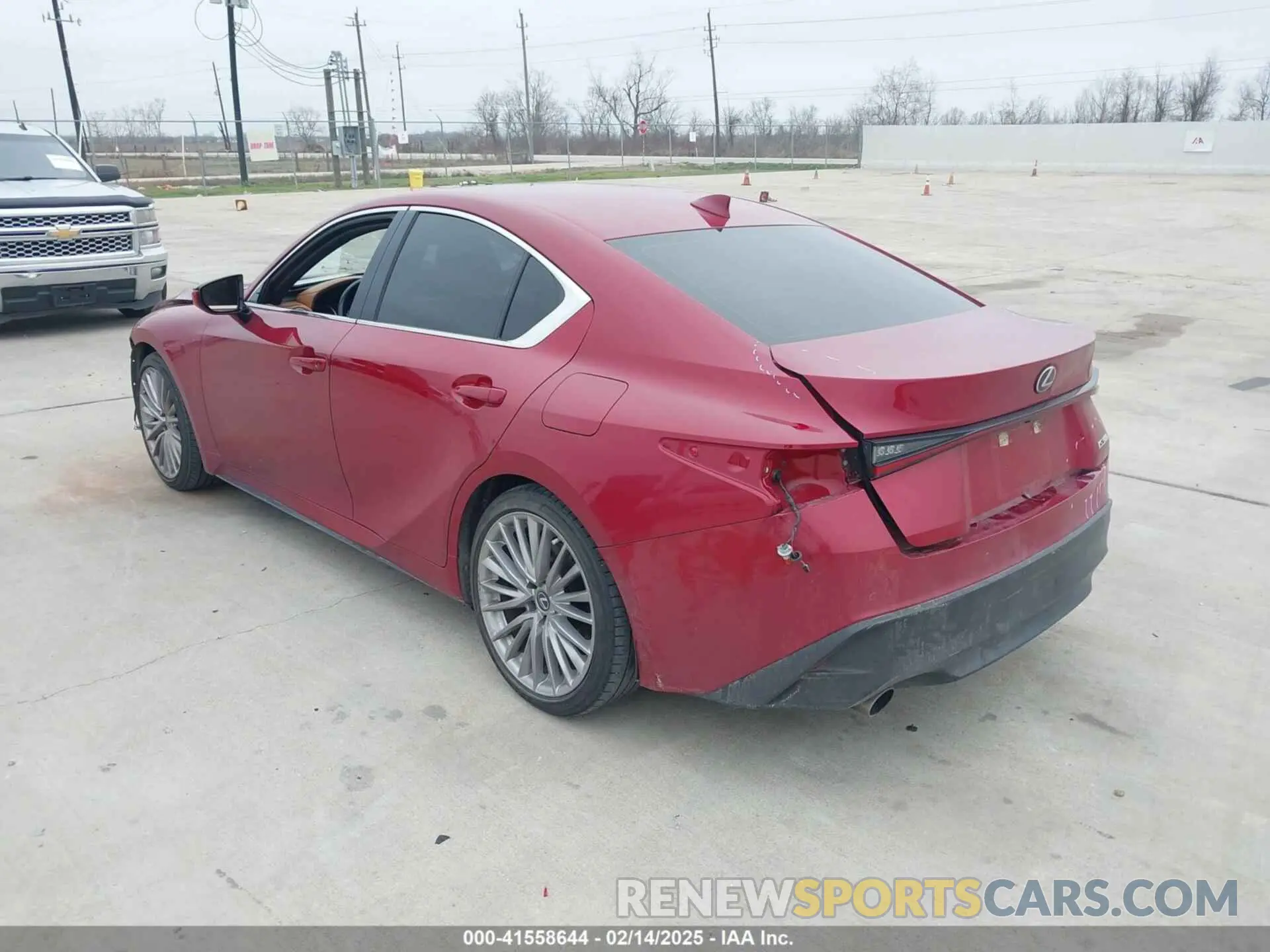 3 Фотография поврежденного автомобиля JTHDA1D21N5119328 LEXUS IS 300 2022