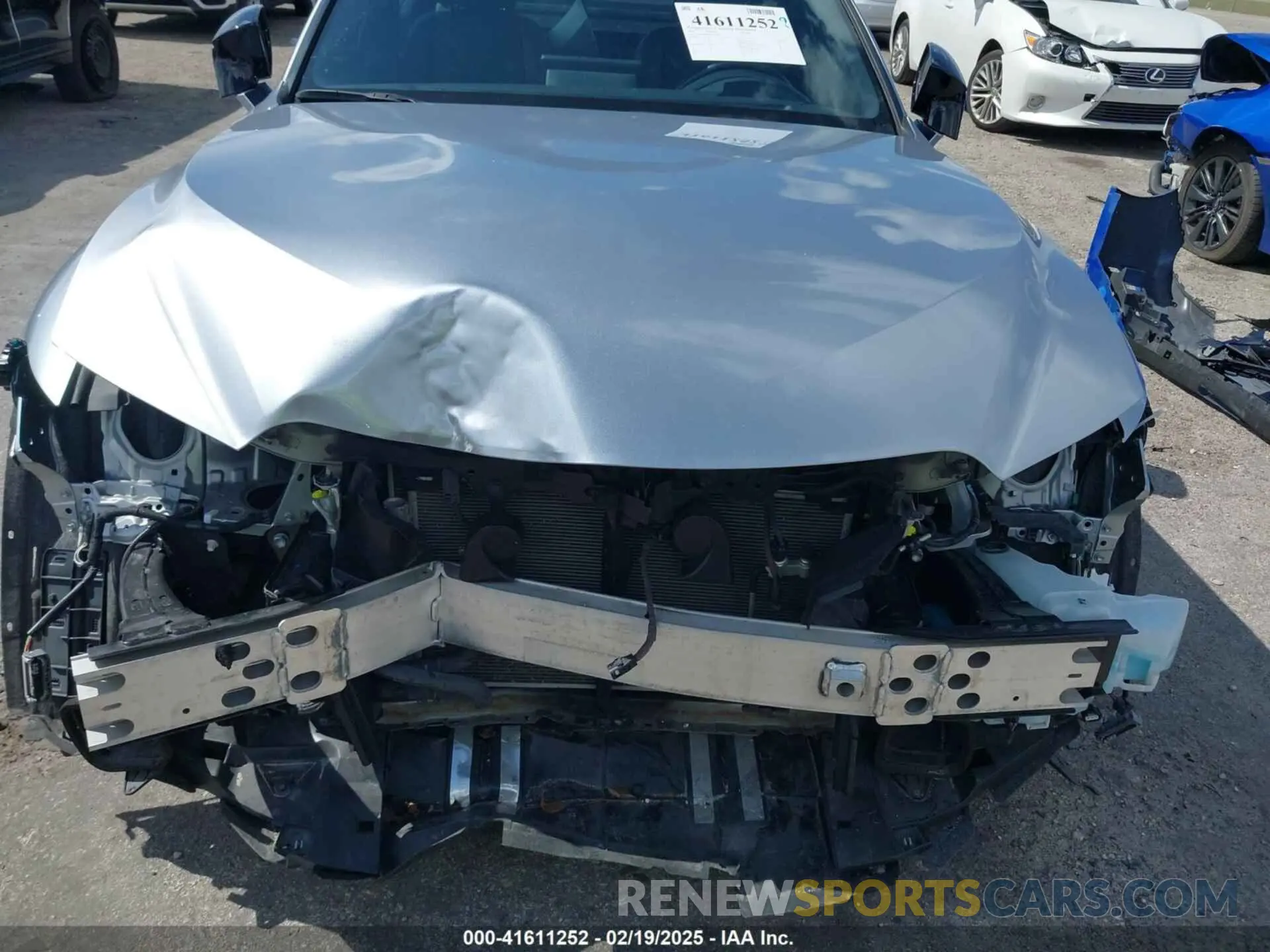 18 Фотография поврежденного автомобиля JTHDA1D24N5119341 LEXUS IS 300 2022