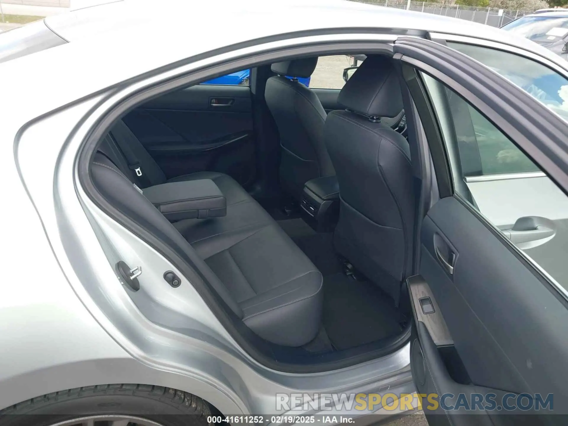 8 Фотография поврежденного автомобиля JTHDA1D24N5119341 LEXUS IS 300 2022