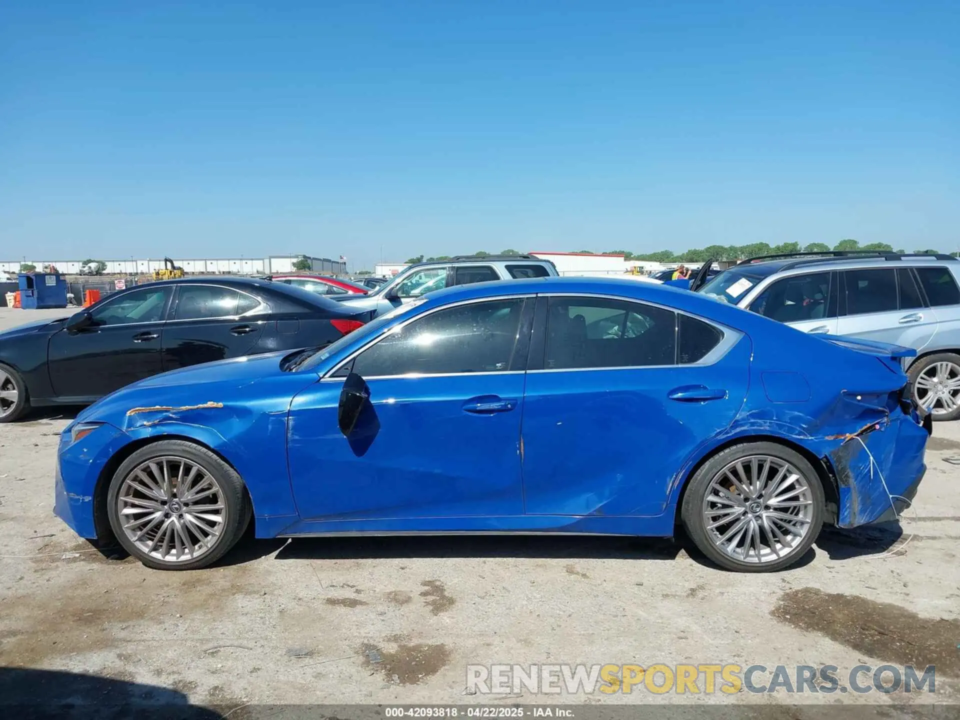 15 Фотография поврежденного автомобиля JTHDA1D29N5121361 LEXUS IS 300 2022