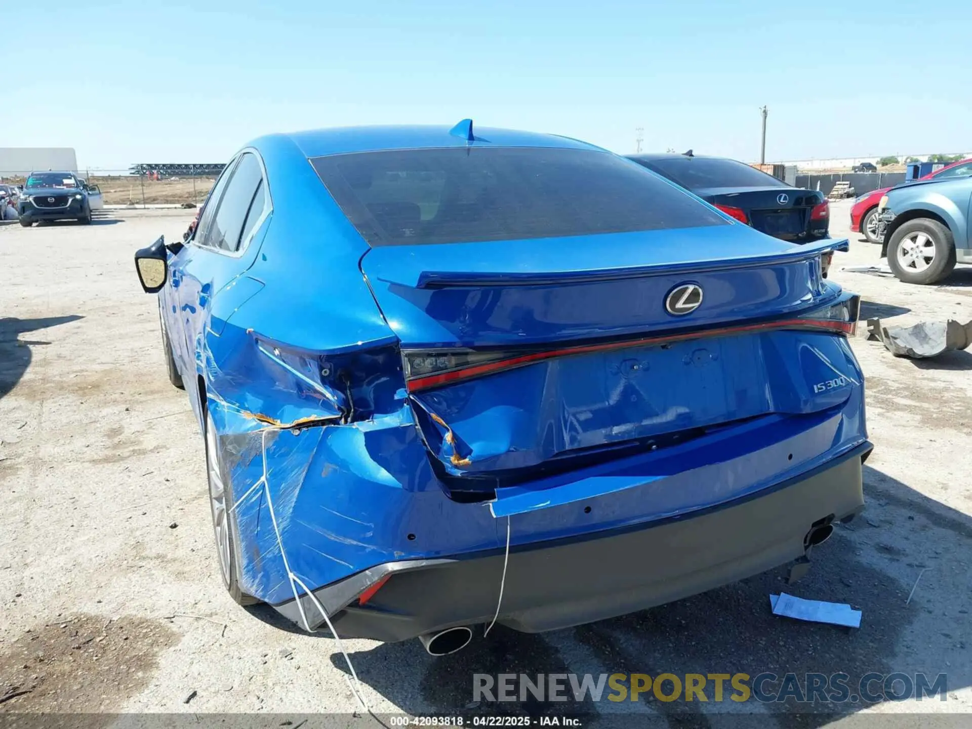 6 Фотография поврежденного автомобиля JTHDA1D29N5121361 LEXUS IS 300 2022