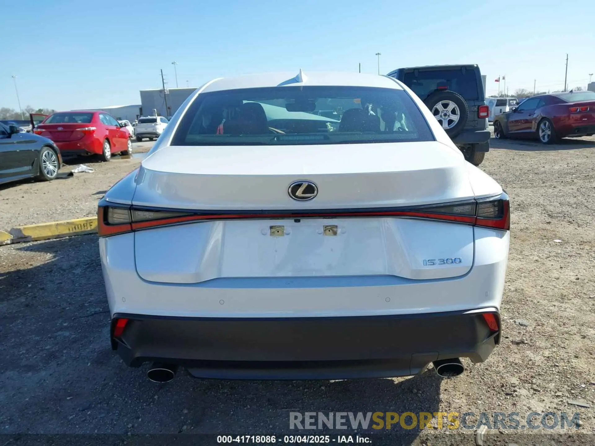 16 Фотография поврежденного автомобиля JTHCA1D22P5123953 LEXUS IS 300 2023