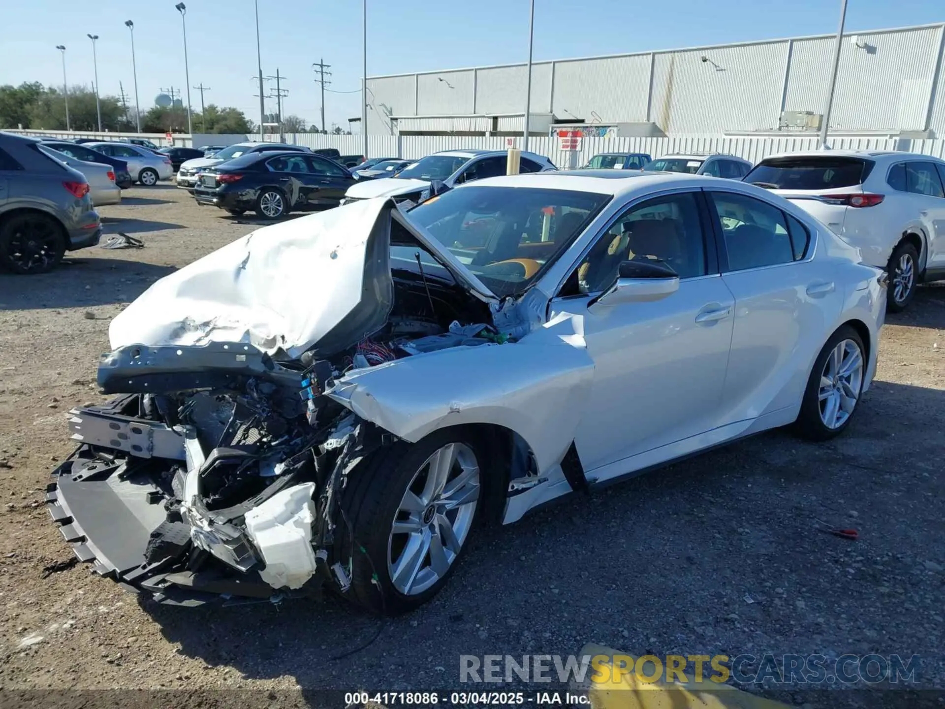 2 Фотография поврежденного автомобиля JTHCA1D22P5123953 LEXUS IS 300 2023
