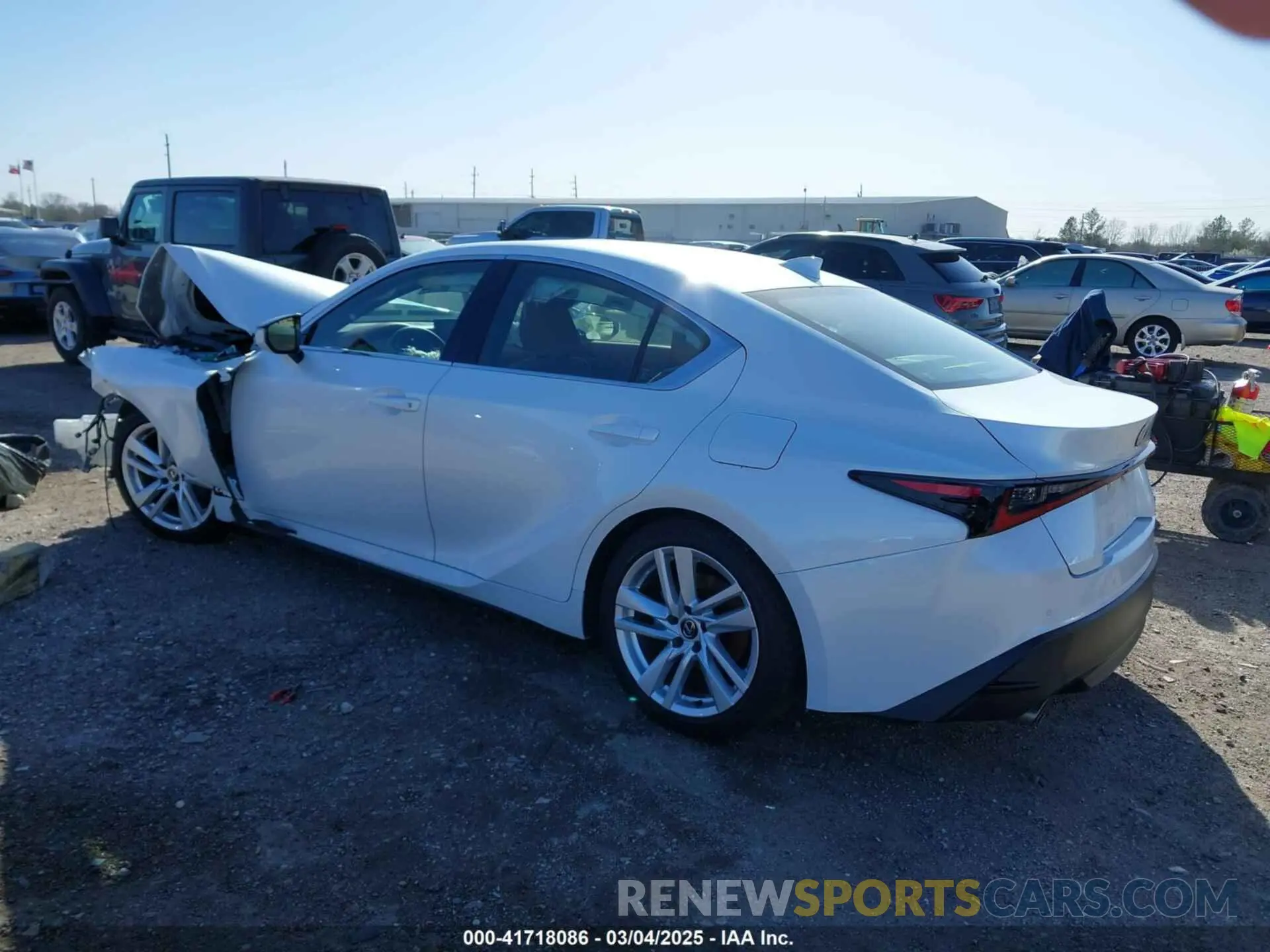 3 Фотография поврежденного автомобиля JTHCA1D22P5123953 LEXUS IS 300 2023
