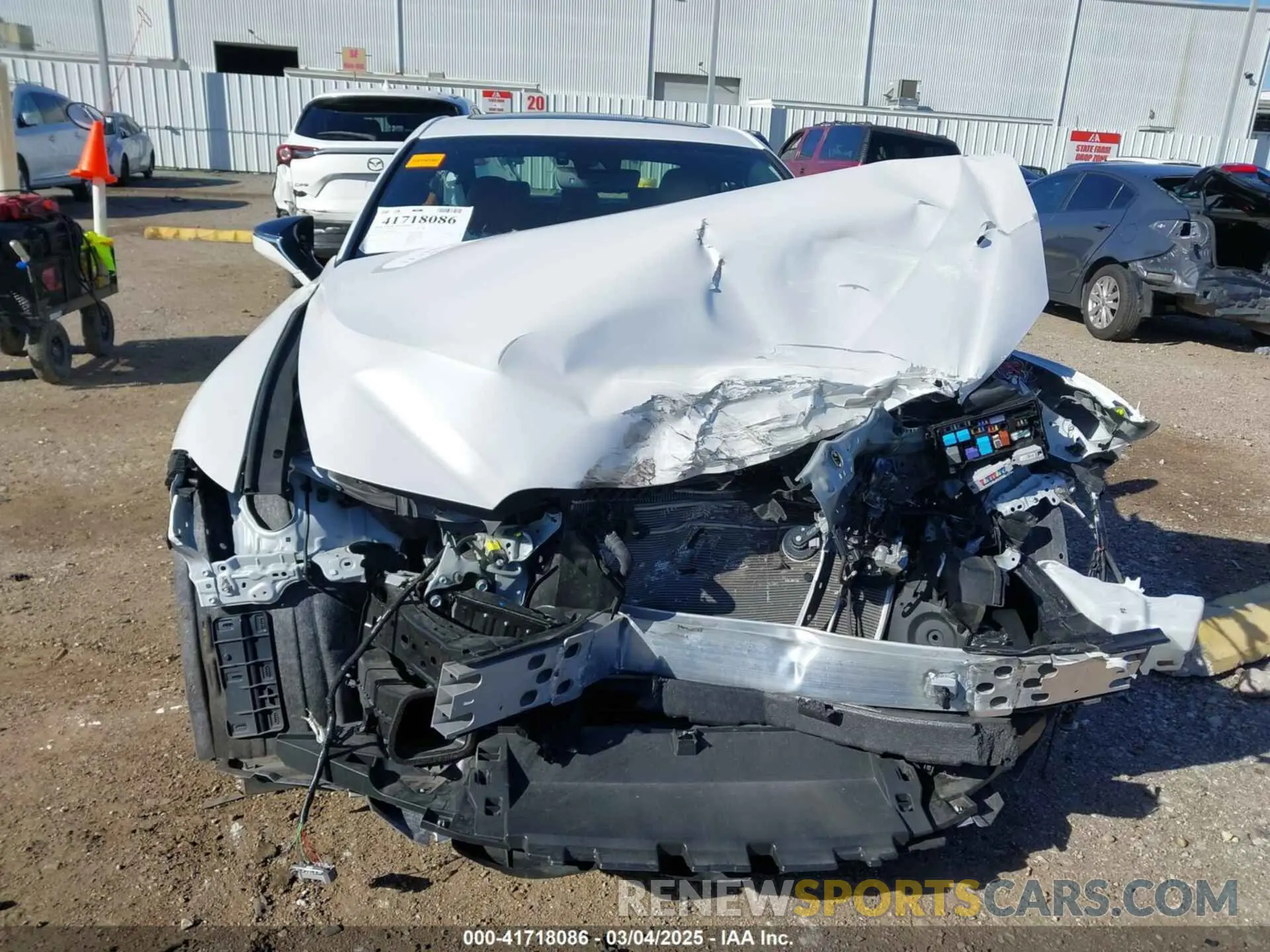 6 Фотография поврежденного автомобиля JTHCA1D22P5123953 LEXUS IS 300 2023