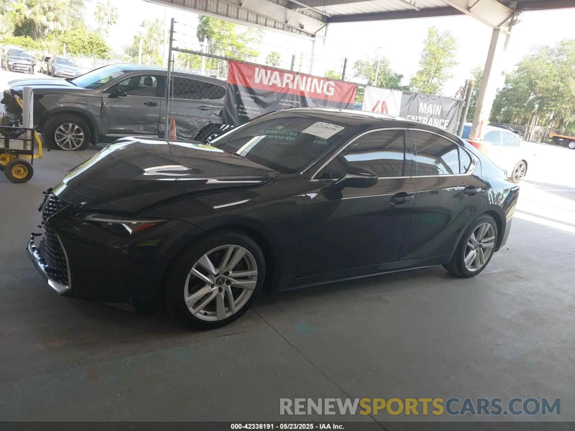 14 Фотография поврежденного автомобиля JTHCA1D2XP5125840 LEXUS IS 300 2023