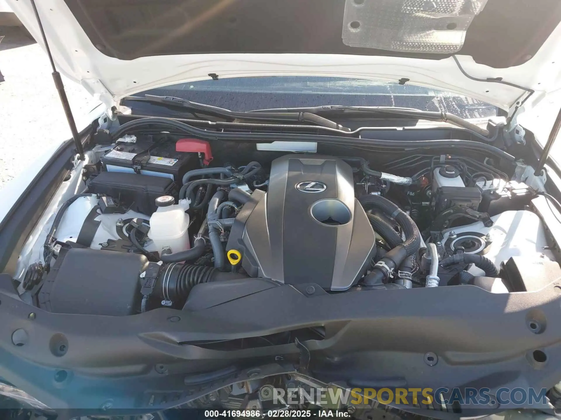 10 Фотография поврежденного автомобиля JTHCA1D23R5133037 LEXUS IS 300 2024