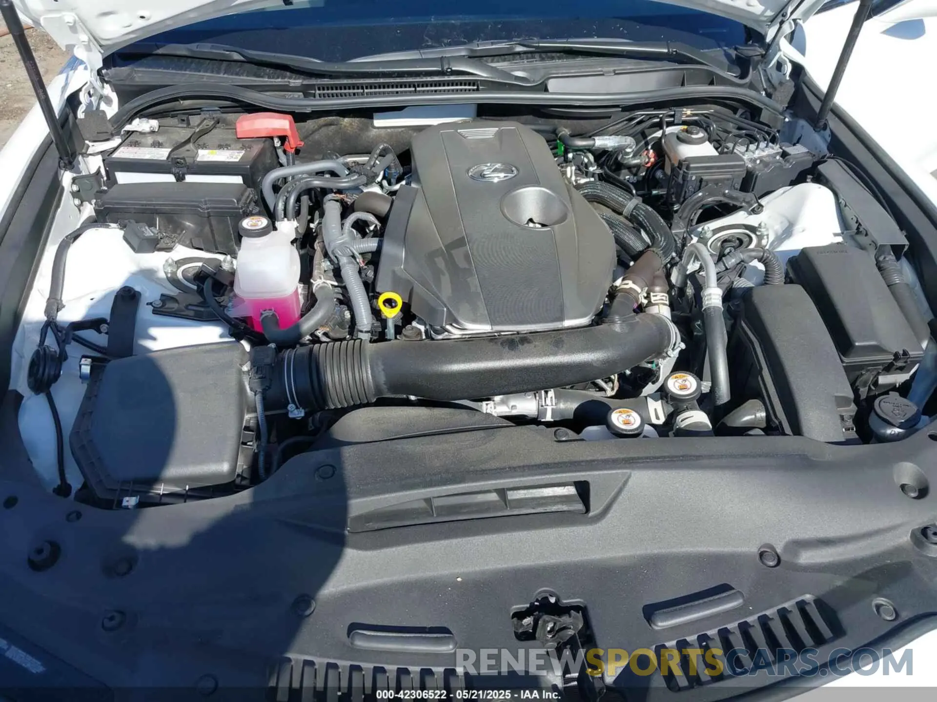 10 Фотография поврежденного автомобиля JTHBA1D23S5133881 LEXUS IS 300 2025