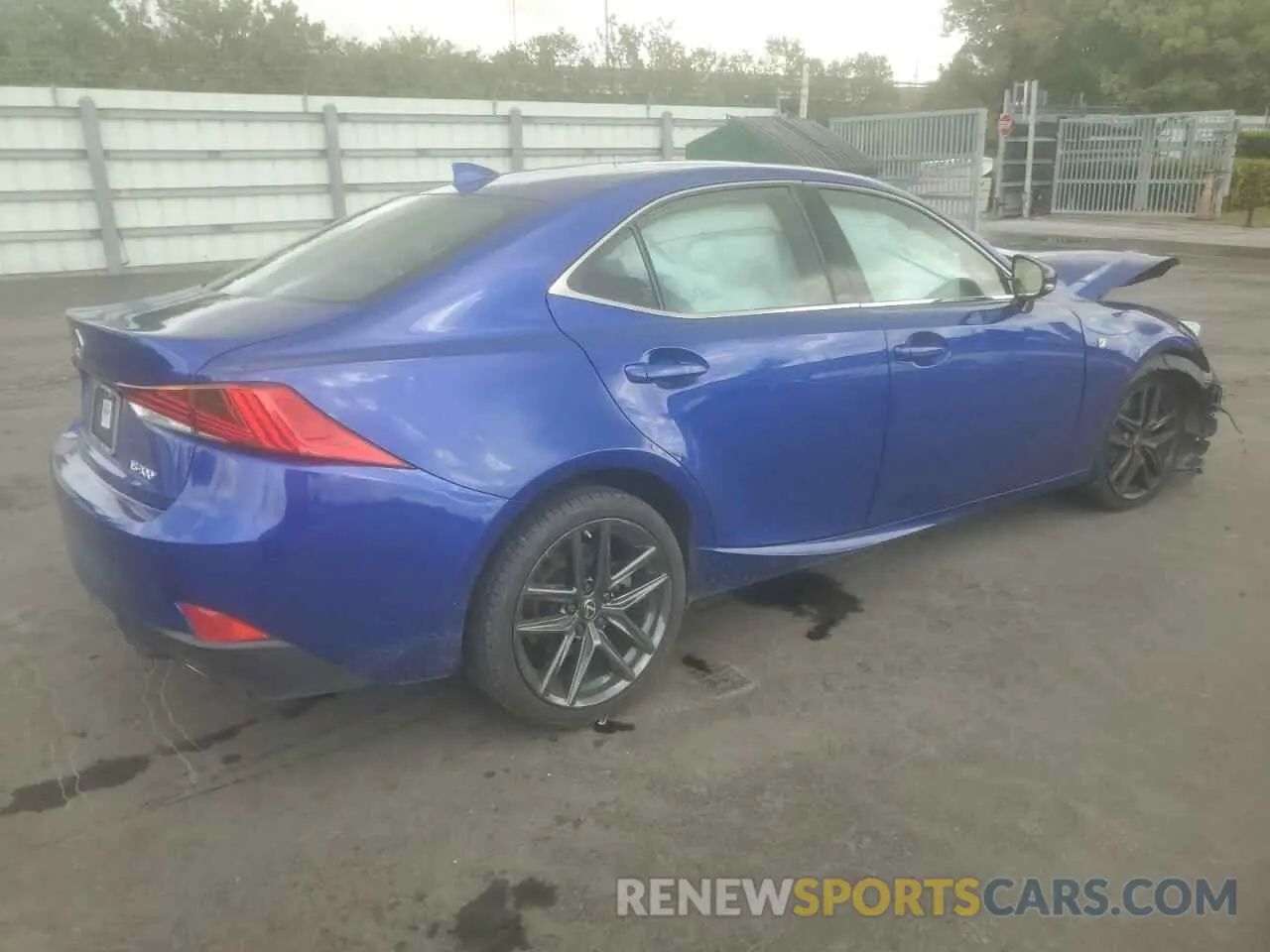 3 Фотография поврежденного автомобиля JTHGA1D20L5108105 LEXUS IS 300 F S 2020