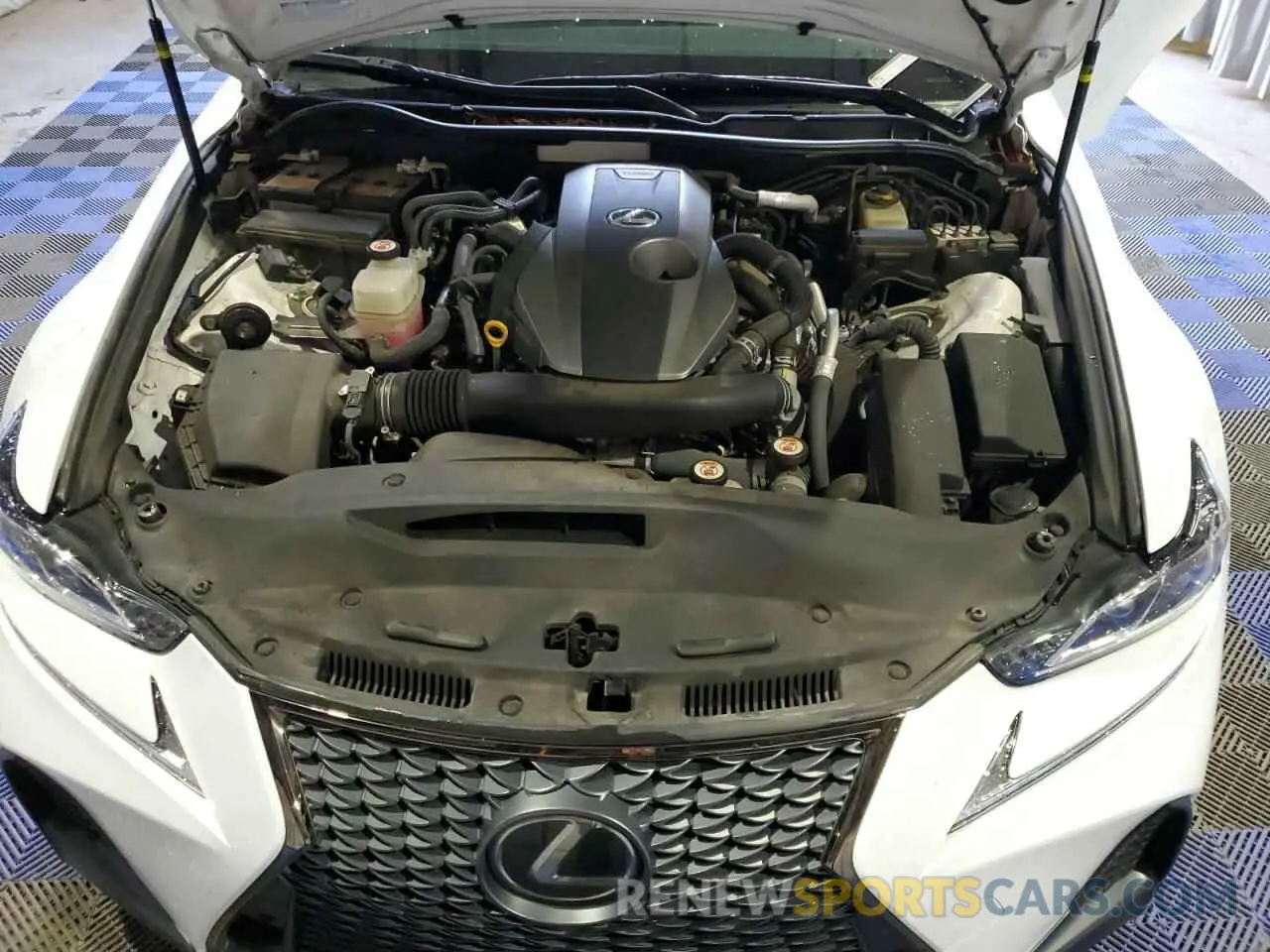 11 Фотография поврежденного автомобиля JTHGA1D28L5103492 LEXUS IS 300 F S 2020