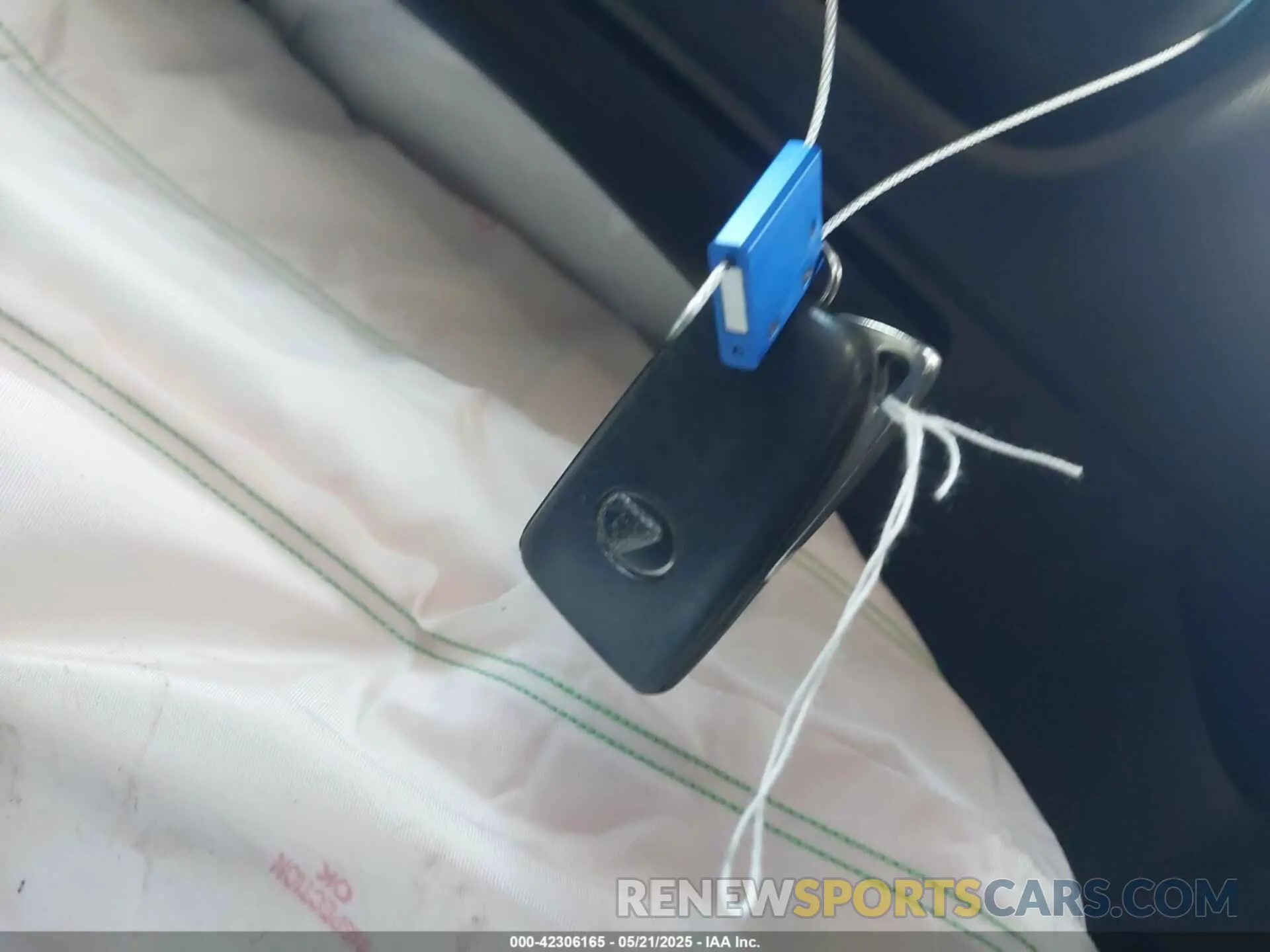 10 Photograph of a damaged car JTHBZ1D21K5034050 LEXUS IS 350 2019
