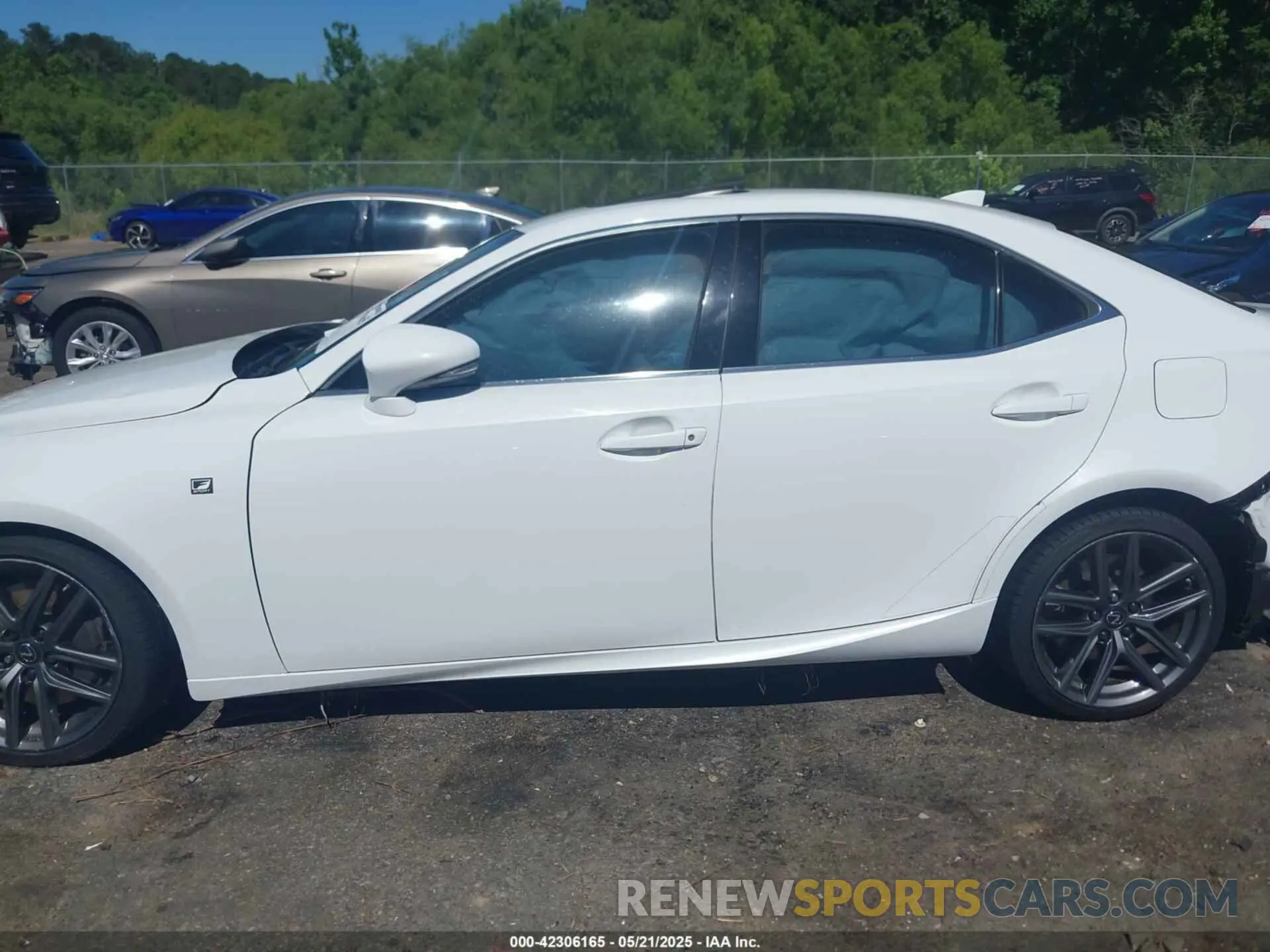 14 Photograph of a damaged car JTHBZ1D21K5034050 LEXUS IS 350 2019