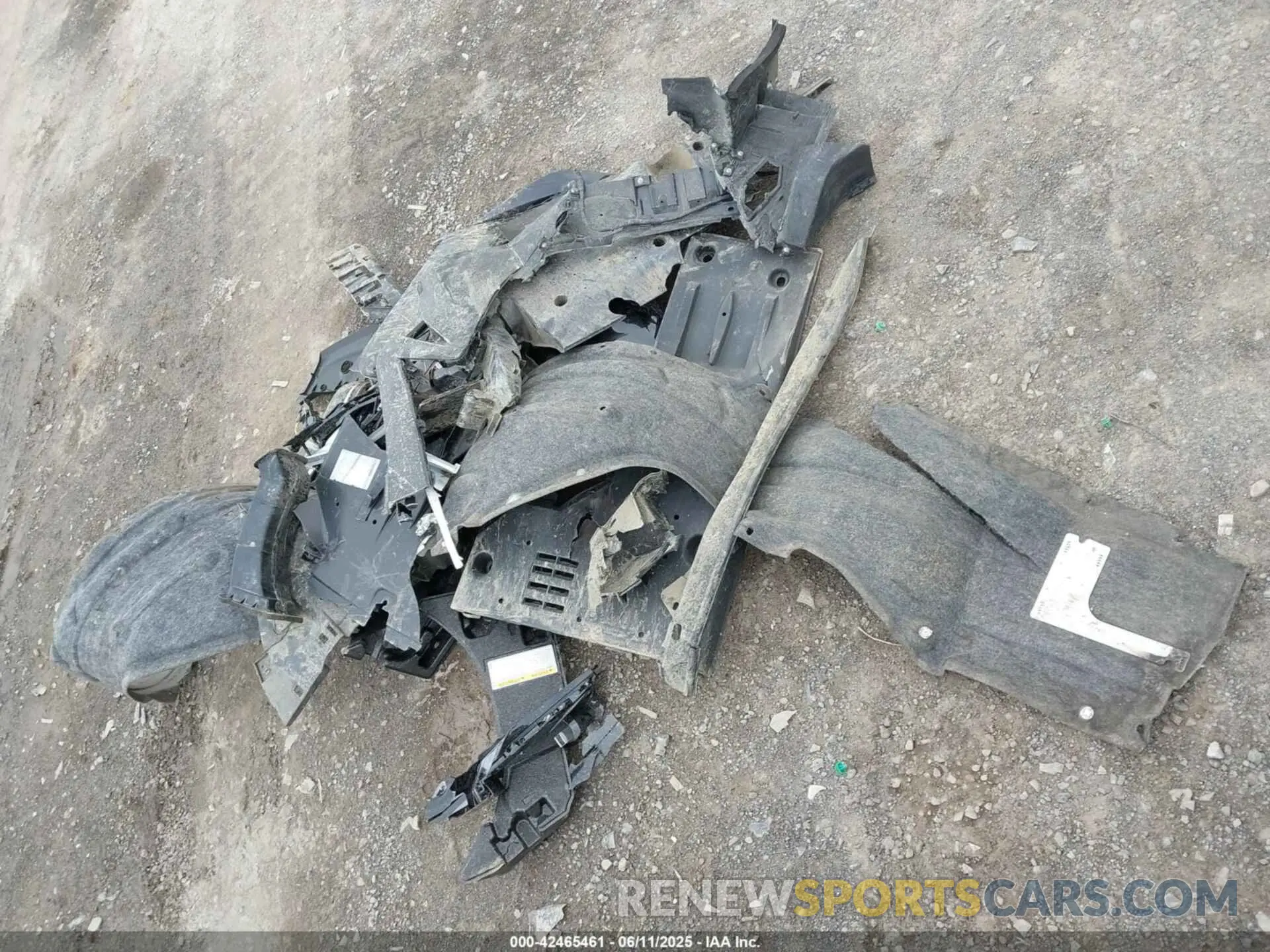 12 Photograph of a damaged car JTHGZ1E25N5026140 LEXUS IS 350 2022