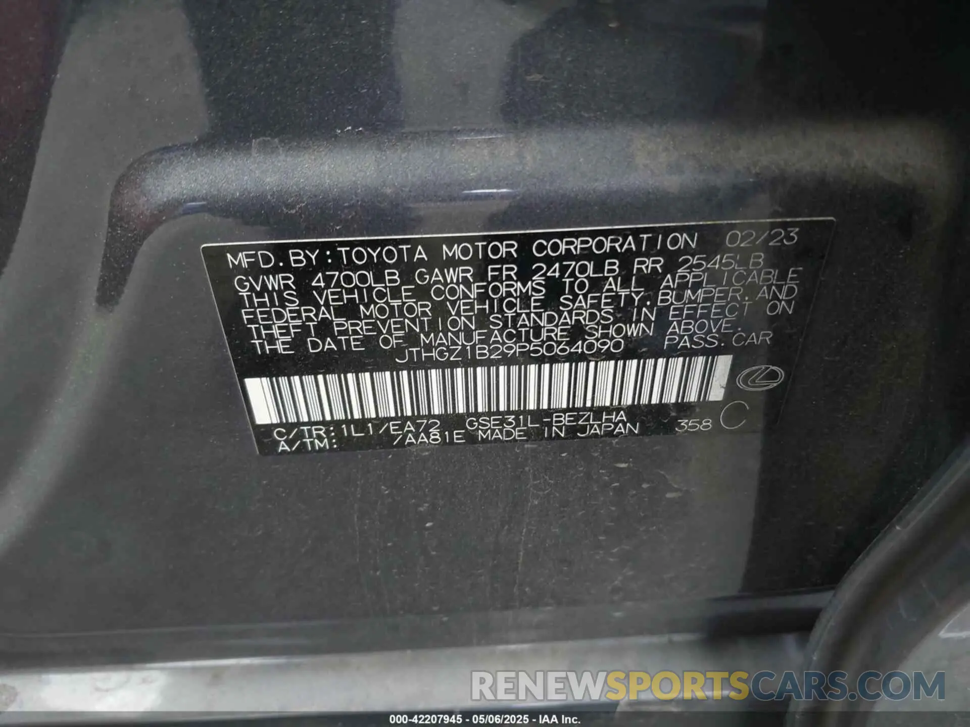 9 Photograph of a damaged car JTHGZ1B29P5064090 LEXUS IS 350 2023