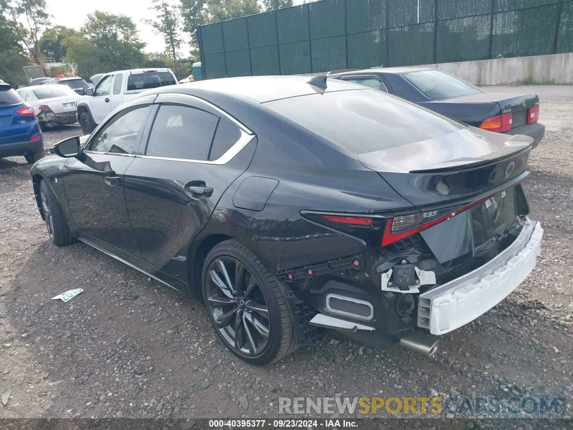 3 Фотография поврежденного автомобиля JTHGZ1E21P5029412 LEXUS IS 350 2023