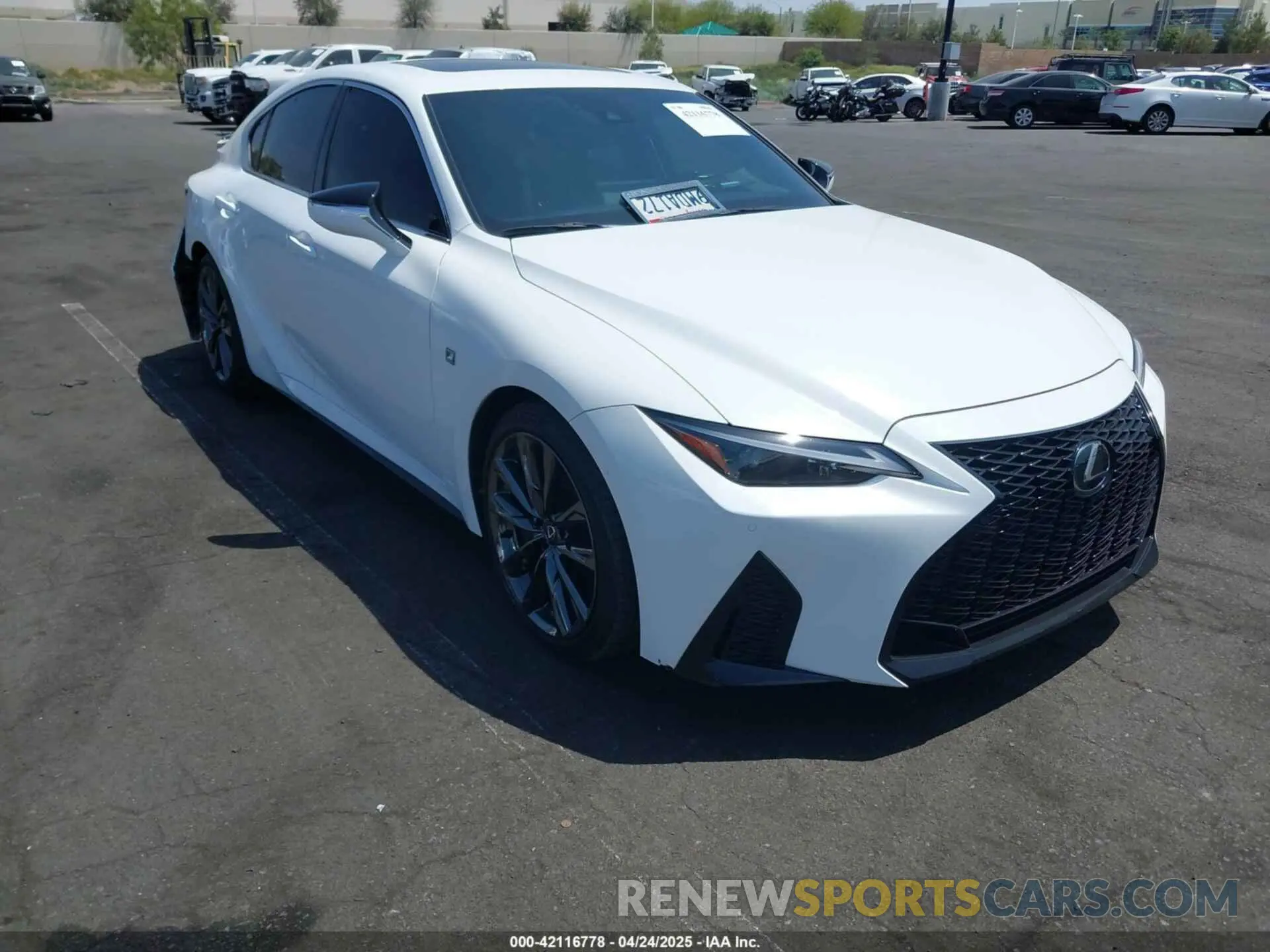 1 Фотография поврежденного автомобиля JTHGZ1B28R5076461 LEXUS IS 350 2024