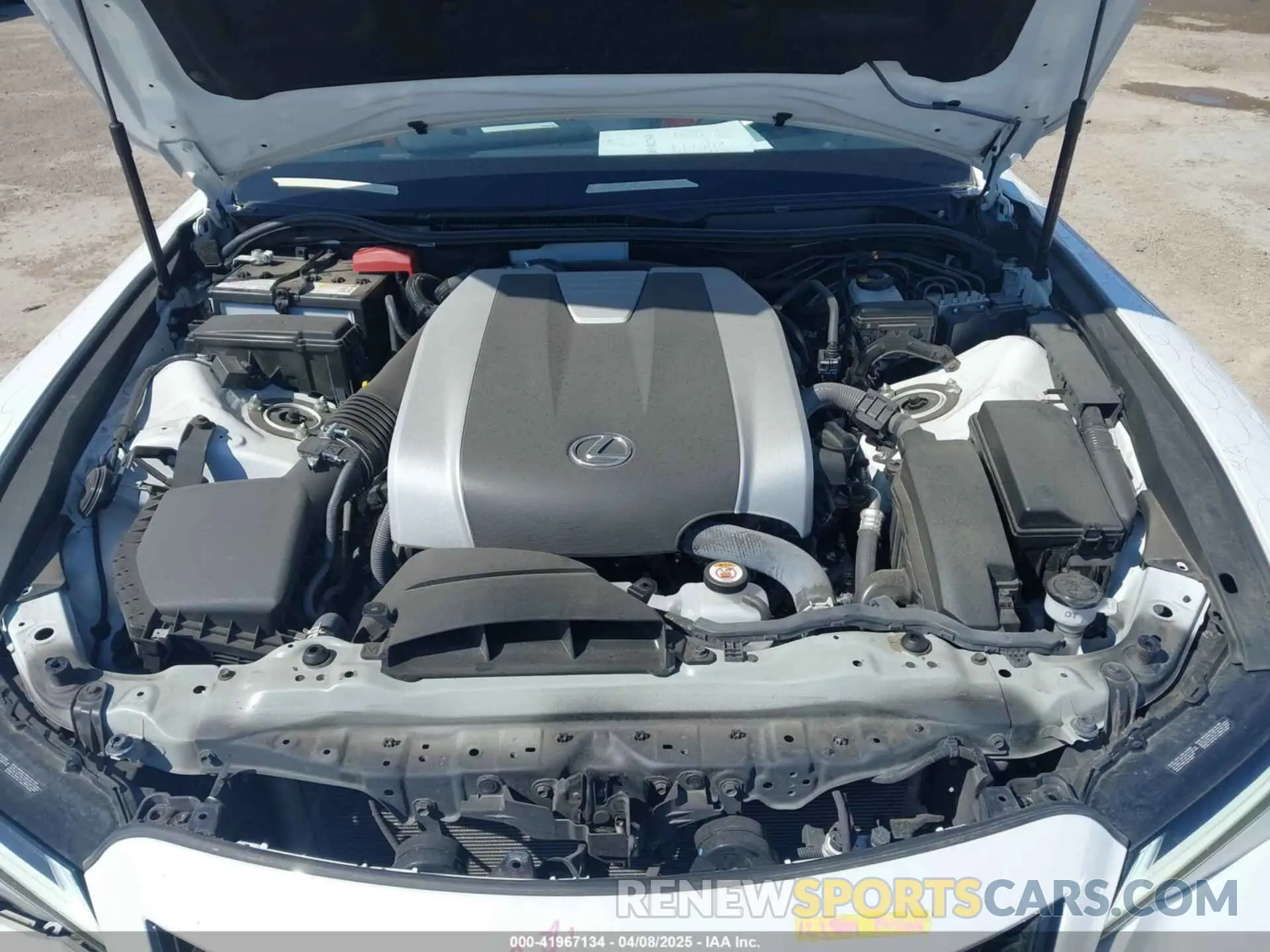 10 Фотография поврежденного автомобиля JTHGZ1B28R5076833 LEXUS IS 350 2024