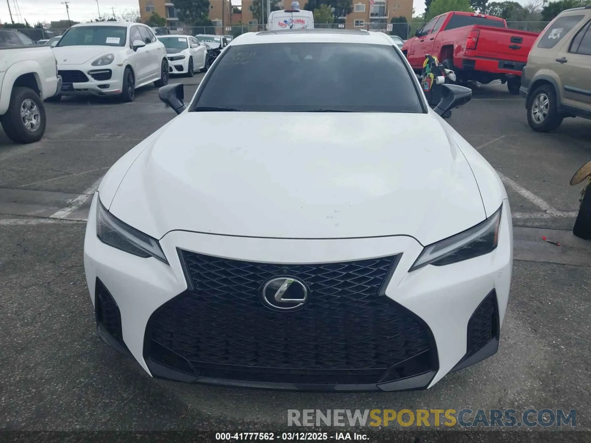 11 Фотография поврежденного автомобиля JTHGZ1B29R5073519 LEXUS IS 350 2024