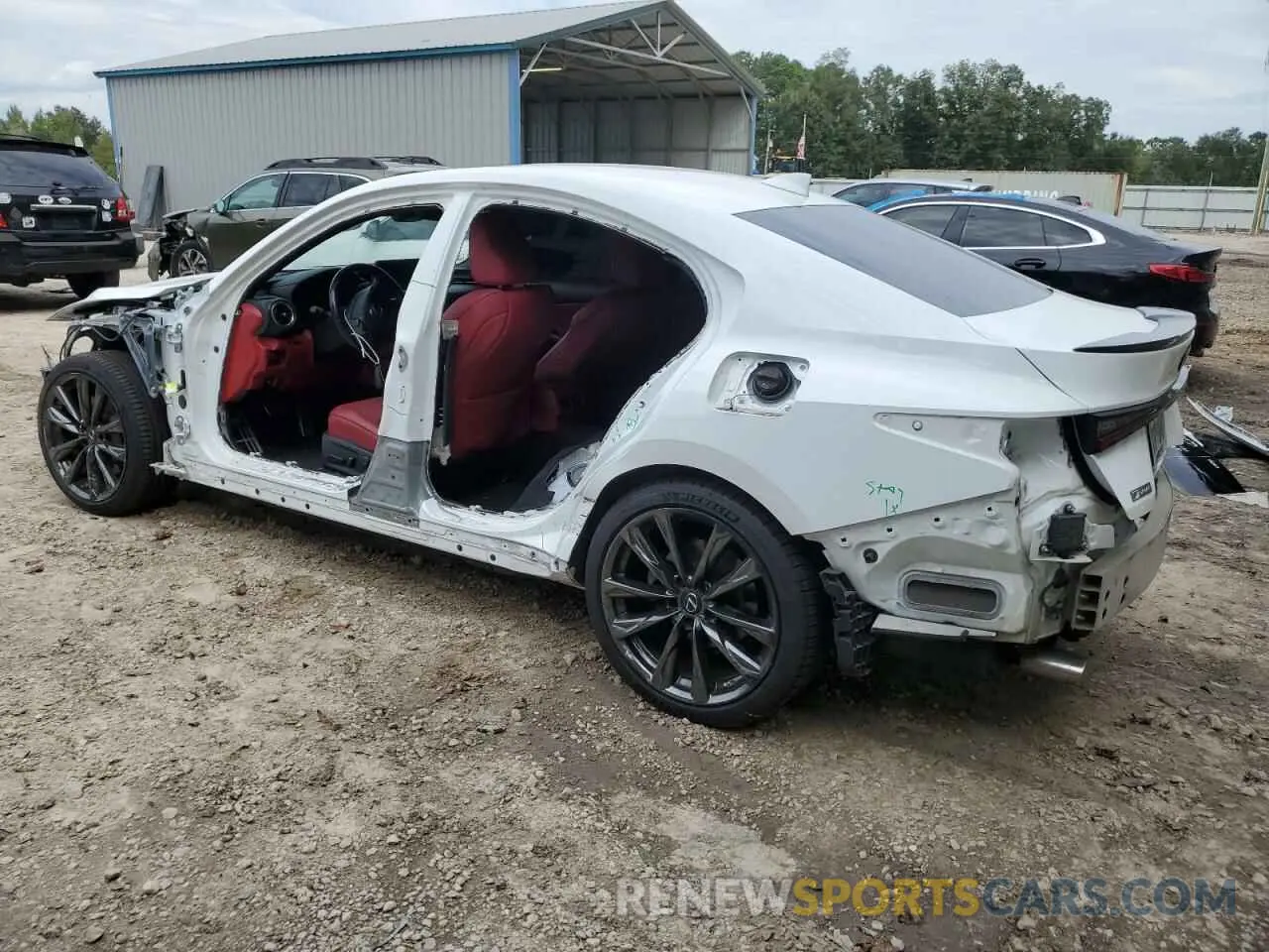 2 Фотография поврежденного автомобиля JTHGZ1B20M5039252 LEXUS IS 350 F S 2021