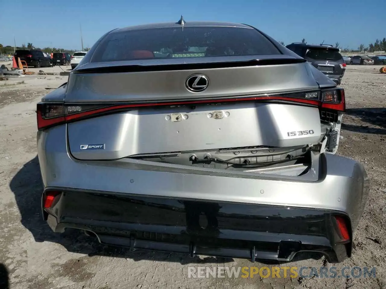 6 Фотография поврежденного автомобиля JTHGZ1B22M5047398 LEXUS IS 350 F S 2021
