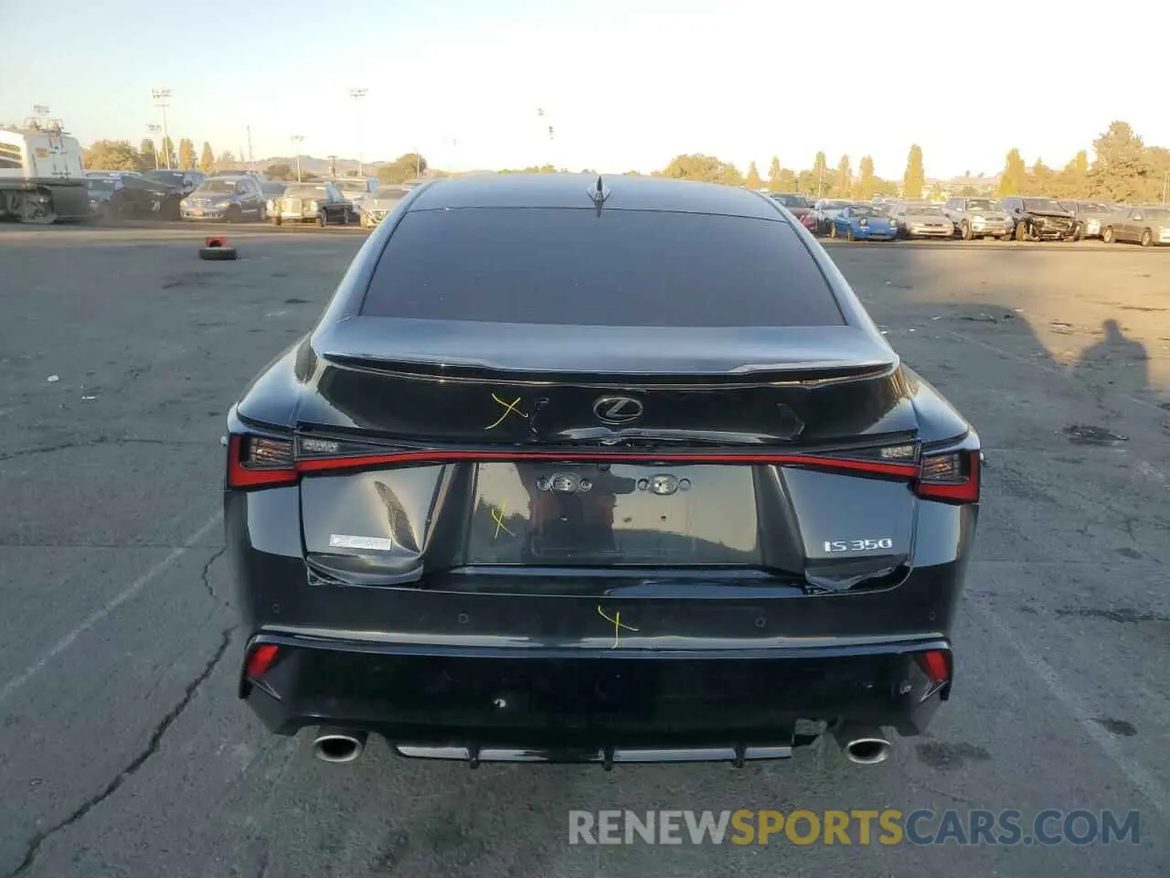 6 Фотография поврежденного автомобиля JTHGZ1B2XM5037721 LEXUS IS 350 F S 2021