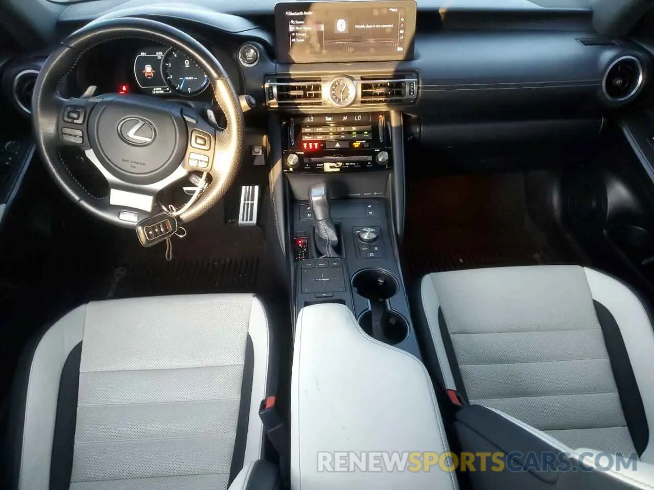 8 Фотография поврежденного автомобиля JTHGZ1B2XM5037721 LEXUS IS 350 F S 2021