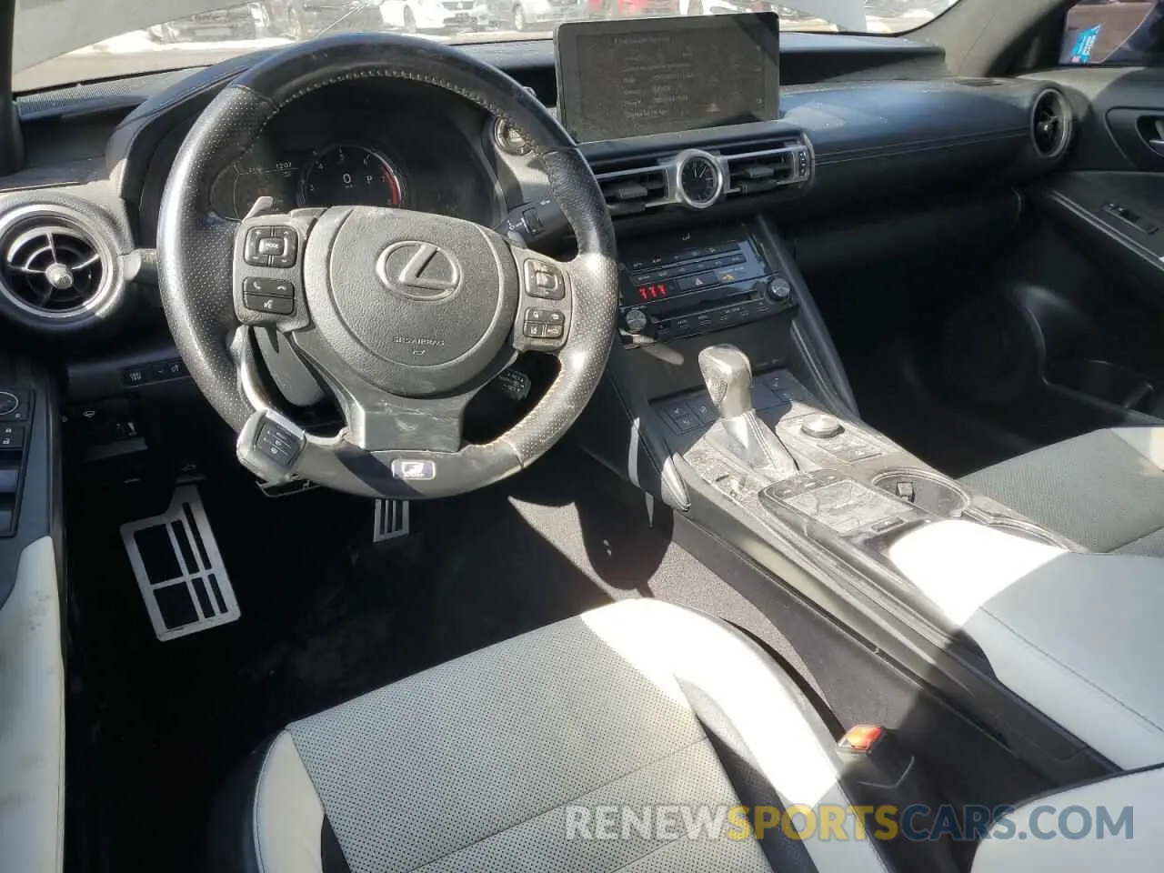 8 Фотография поврежденного автомобиля JTHGZ1E23M5019007 LEXUS IS 350 F S 2021